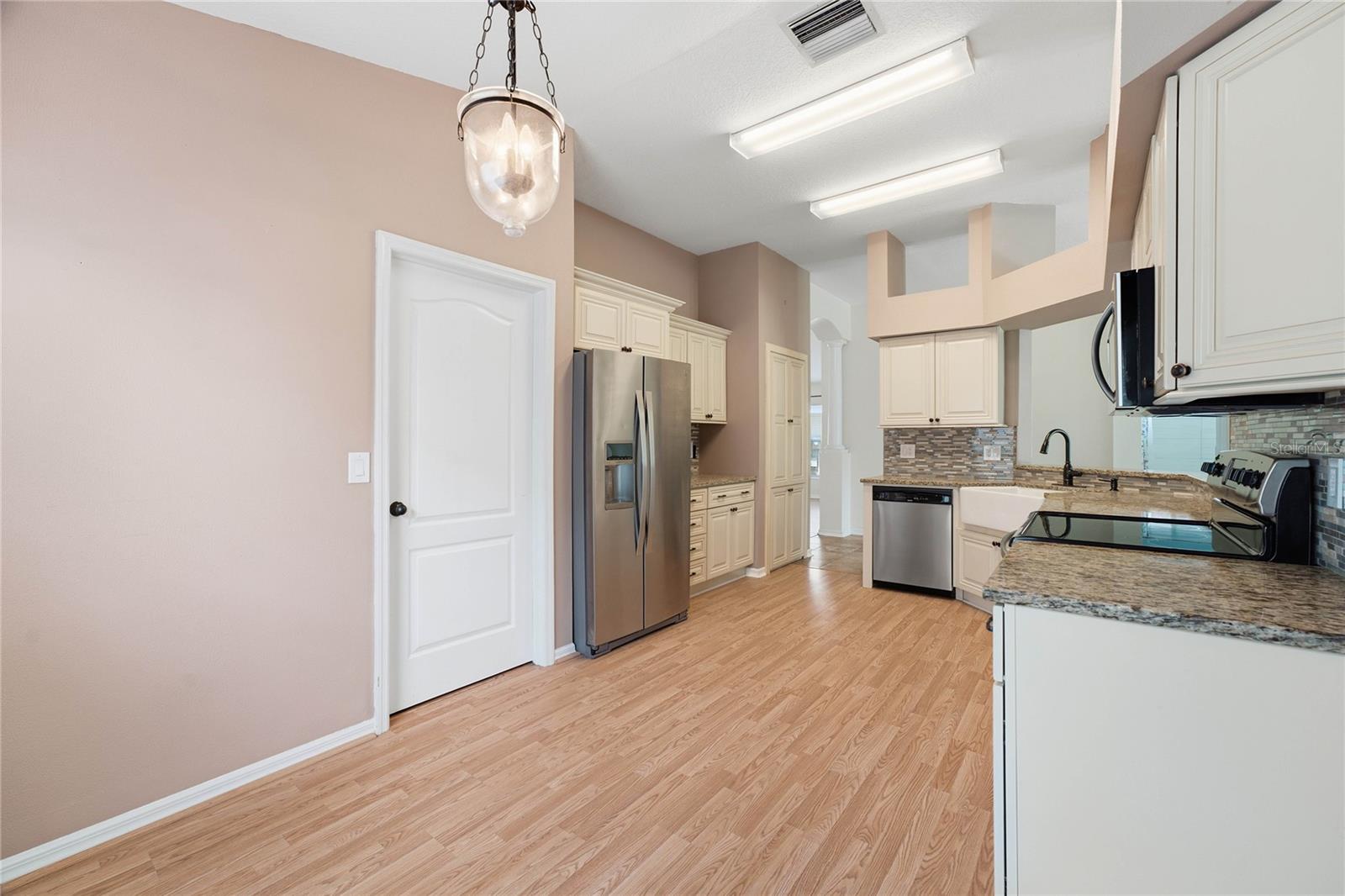 19520 MORDEN BLUSH DR — photo 17