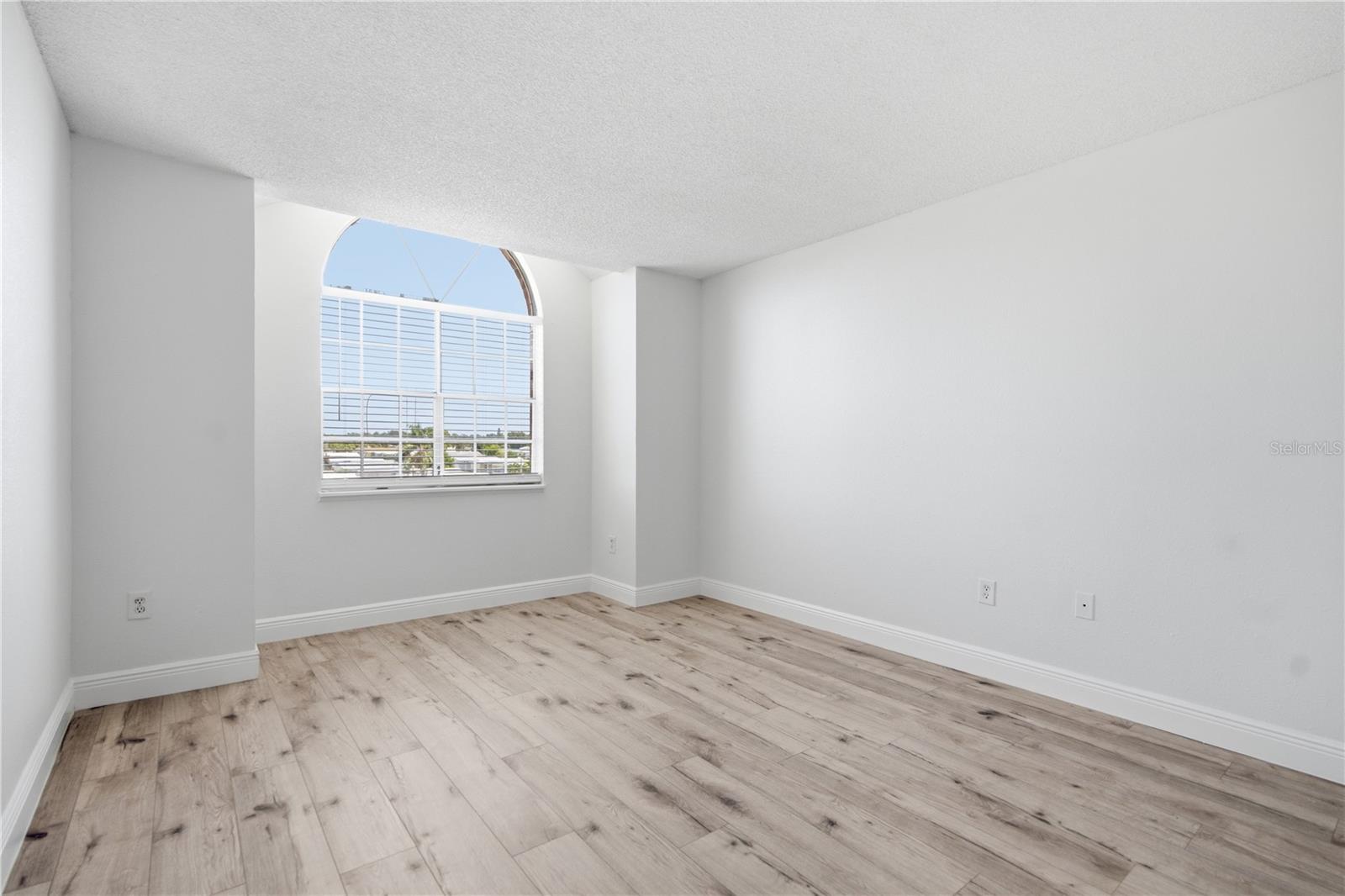 2500 WINDING CREEK BLVD #F305 — photo 10