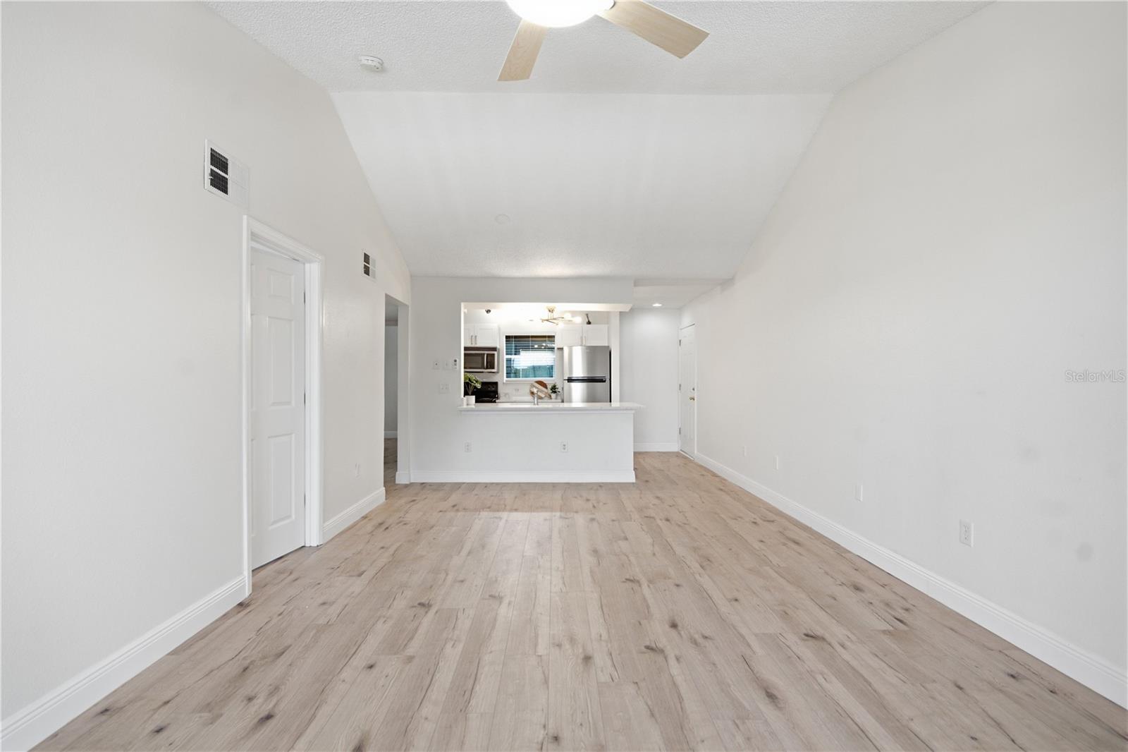 2500 WINDING CREEK BLVD #F305 — photo 8