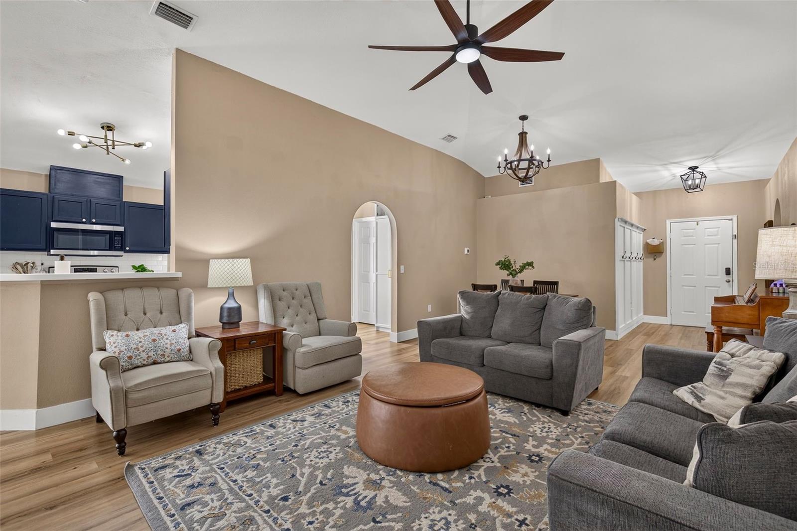 31806 LOCH ALINE DR — photo 12