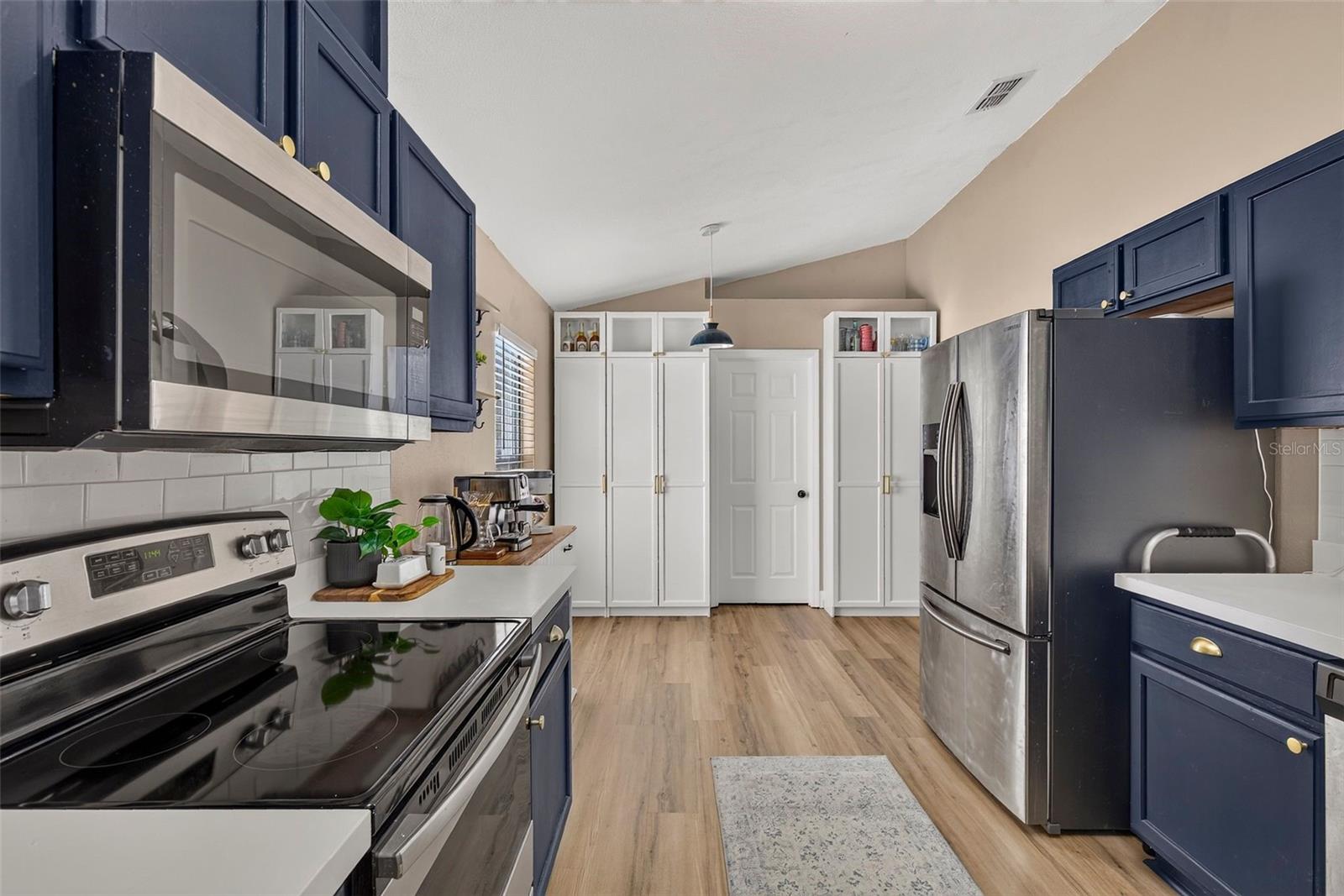 31806 LOCH ALINE DR — photo 3