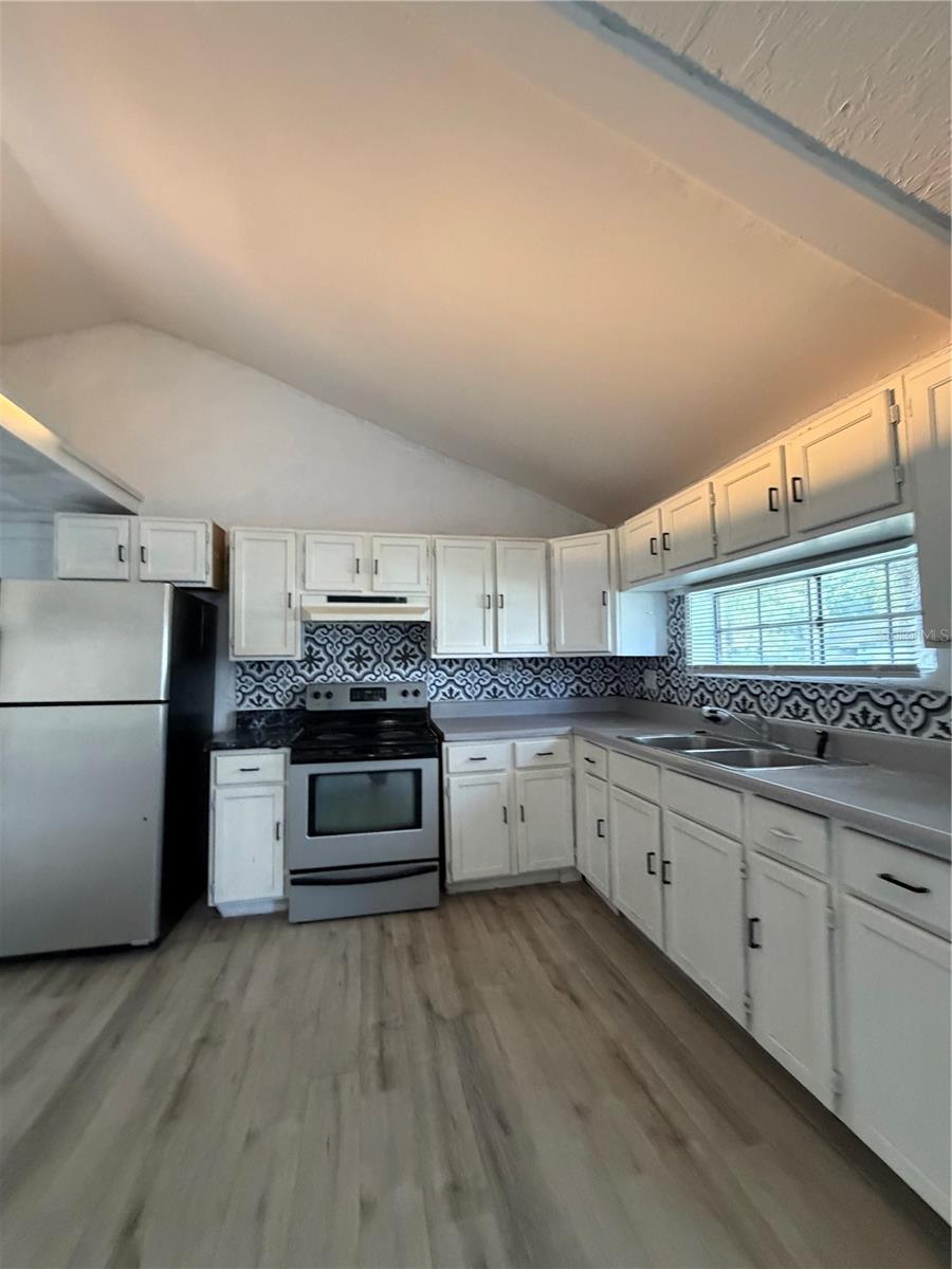 1505 N ORANGE ST — photo 5