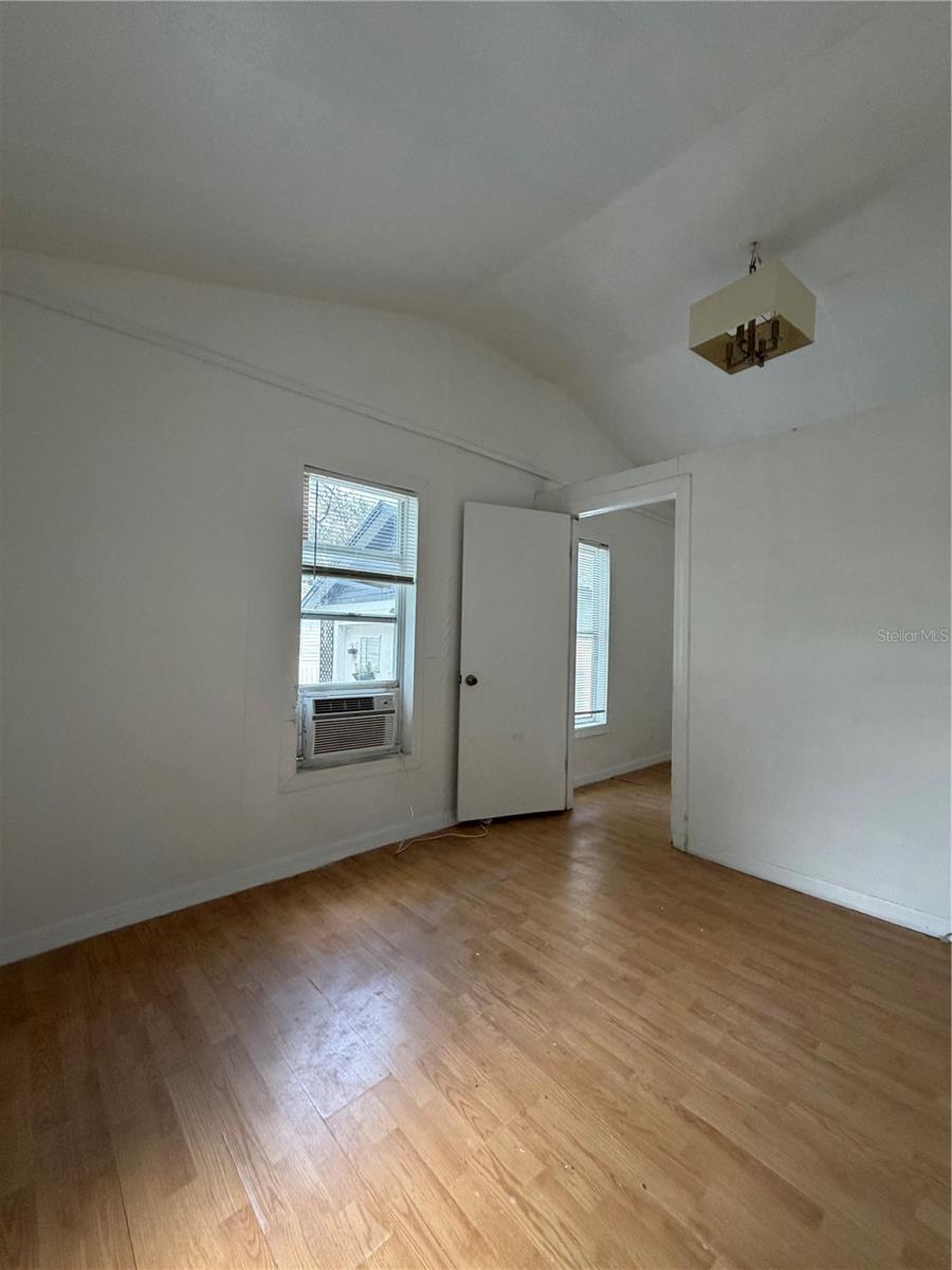 1505 N ORANGE ST — photo 20