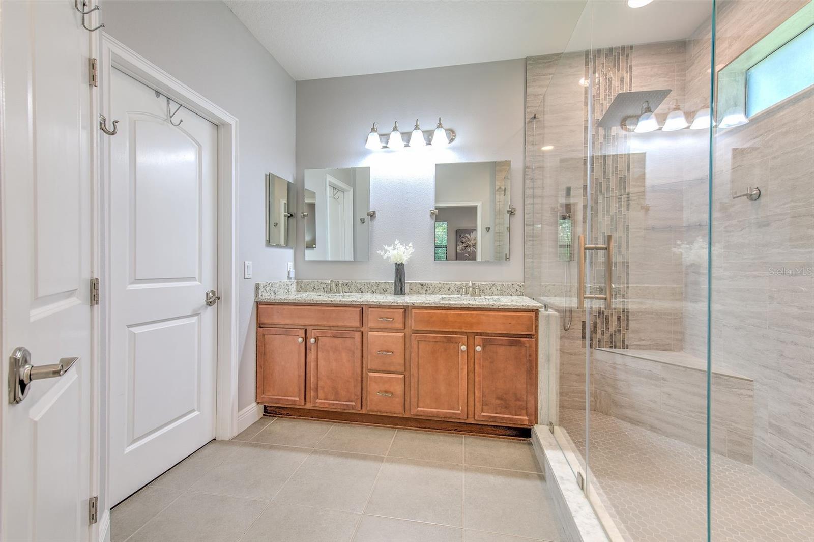 842 VINO VERDE CIR — photo 15