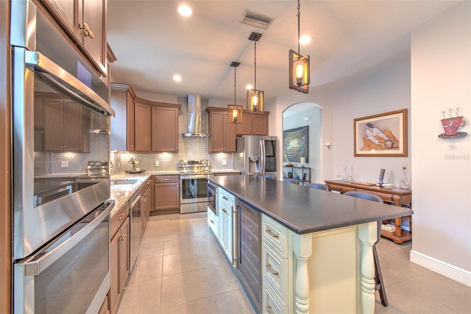 842 VINO VERDE CIR — photo 8