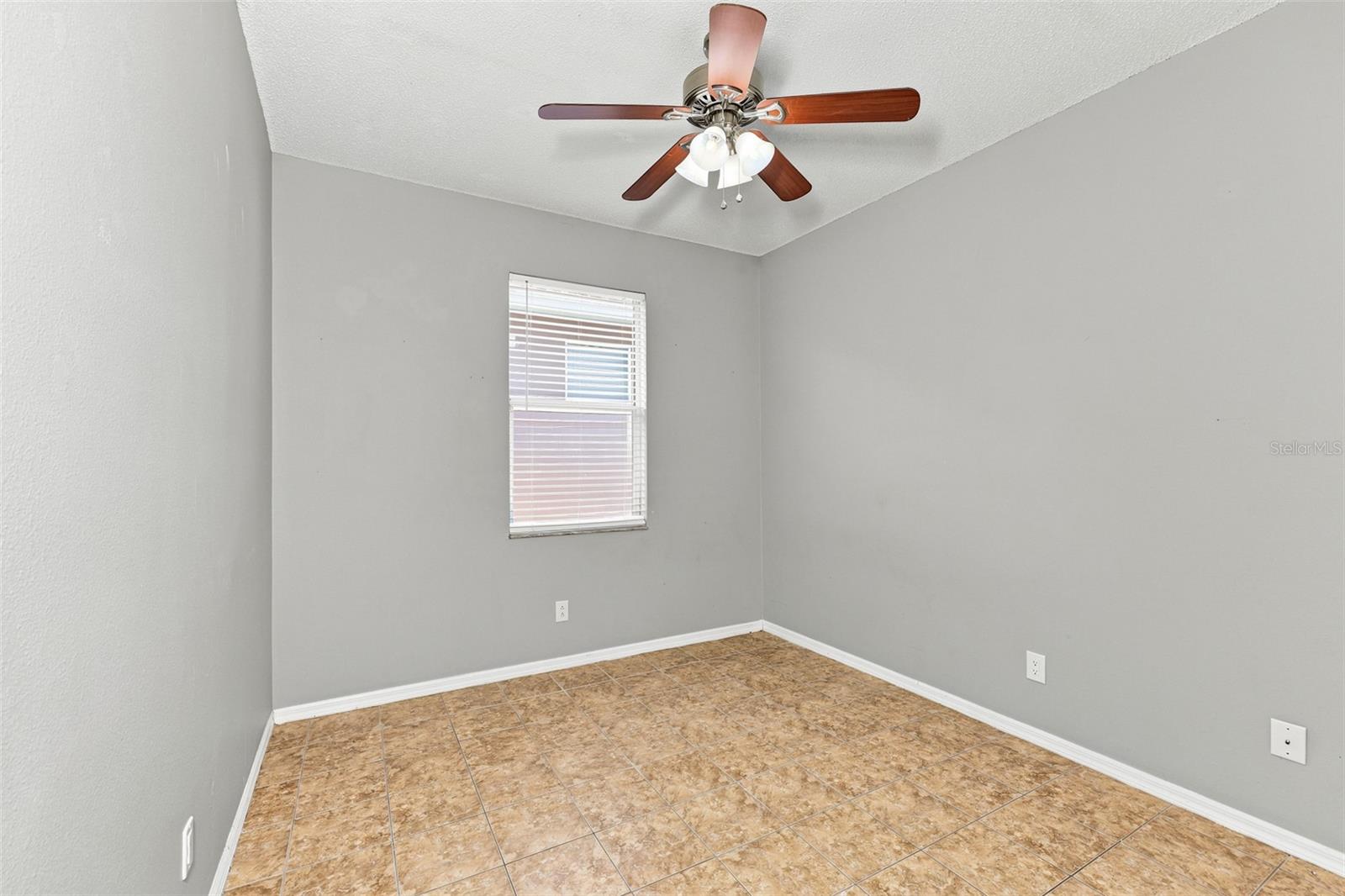 514 GREG ST — photo 22