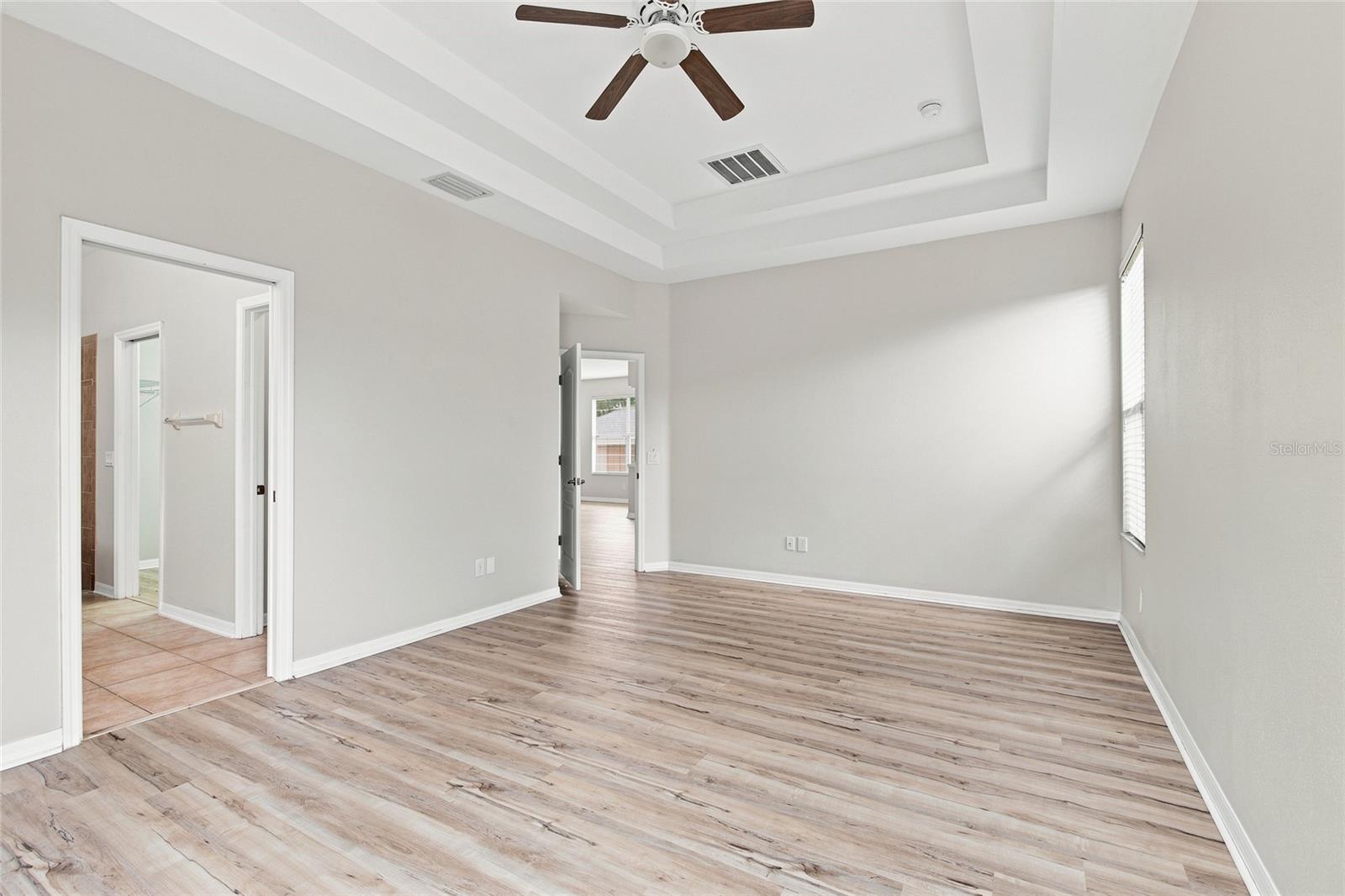 7806 GRASMERE DR — photo 15