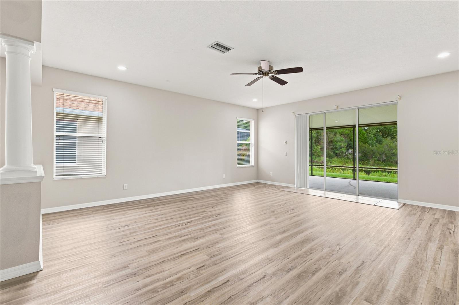 7806 GRASMERE DR — photo 6