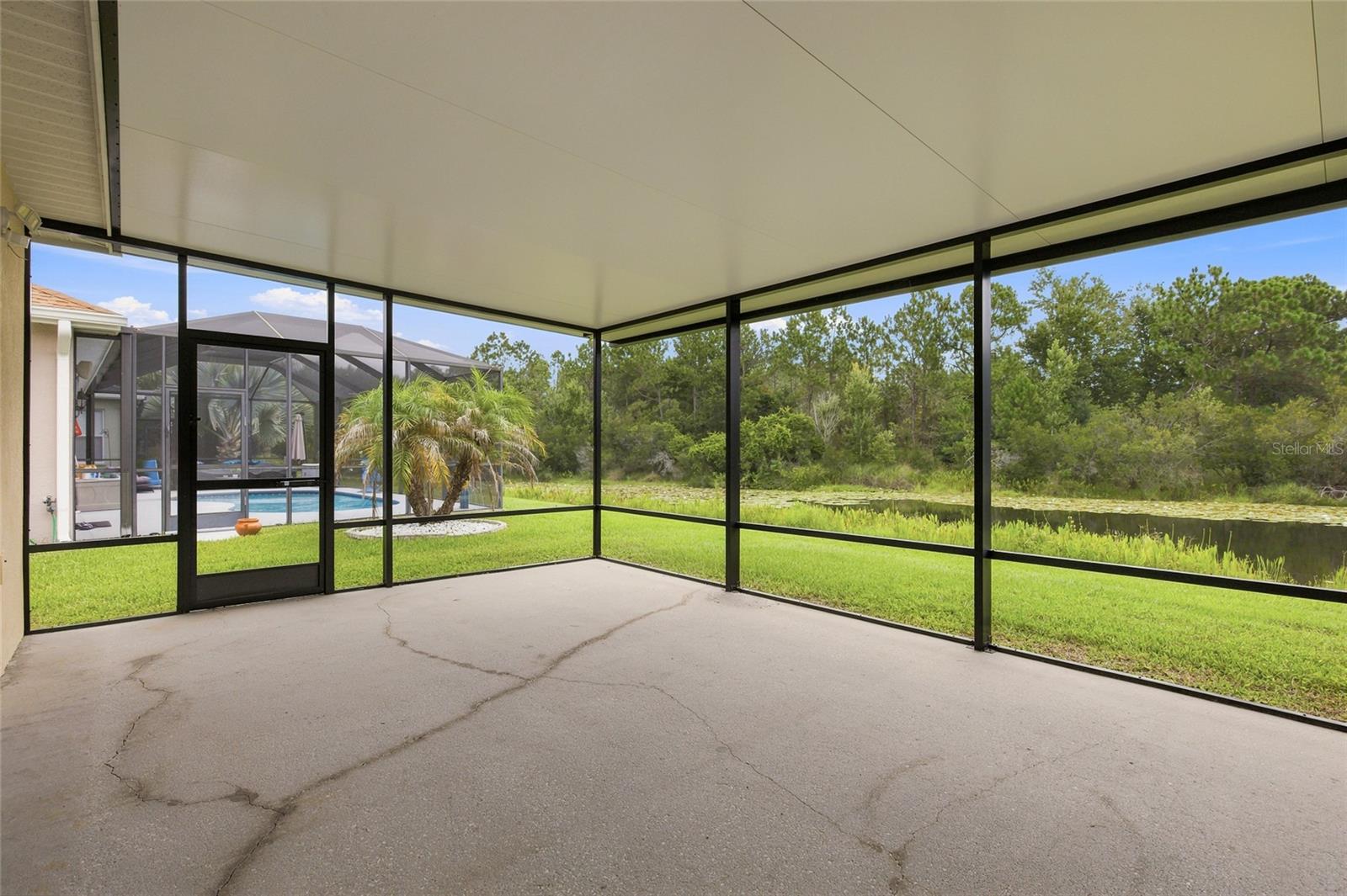 7806 GRASMERE DR — photo 33