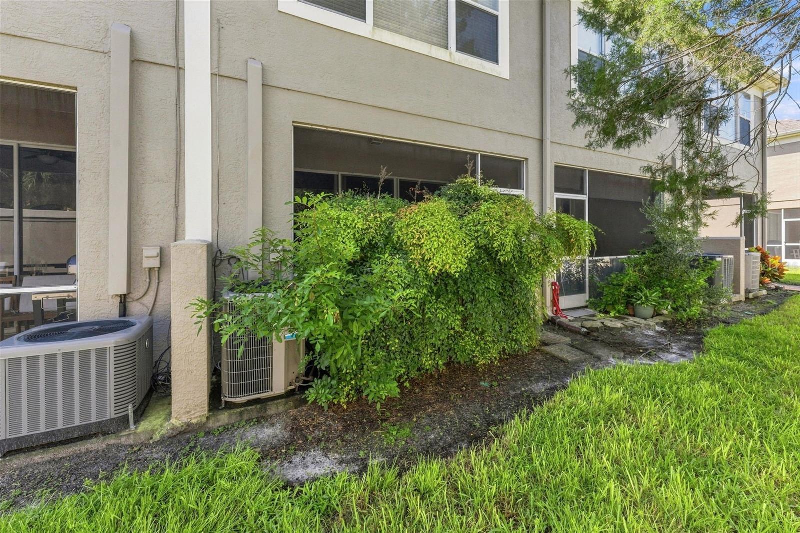 11220 WINDSOR PLACE CIR — photo 32
