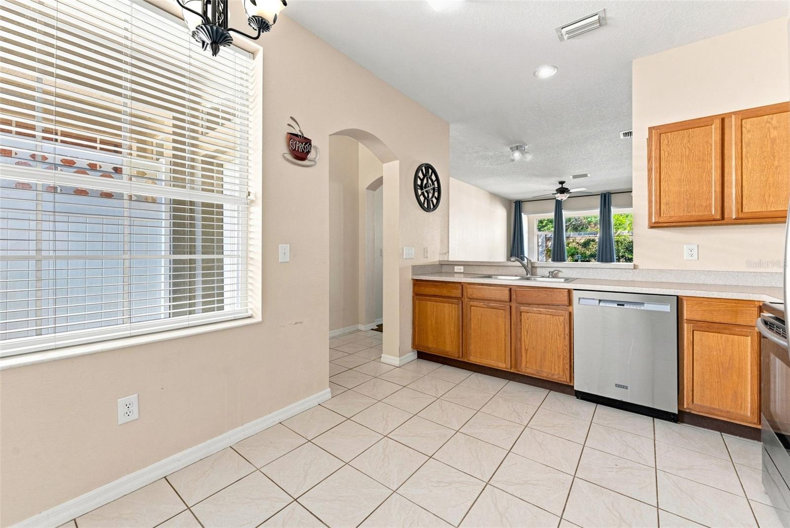11220 WINDSOR PLACE CIR — photo 9