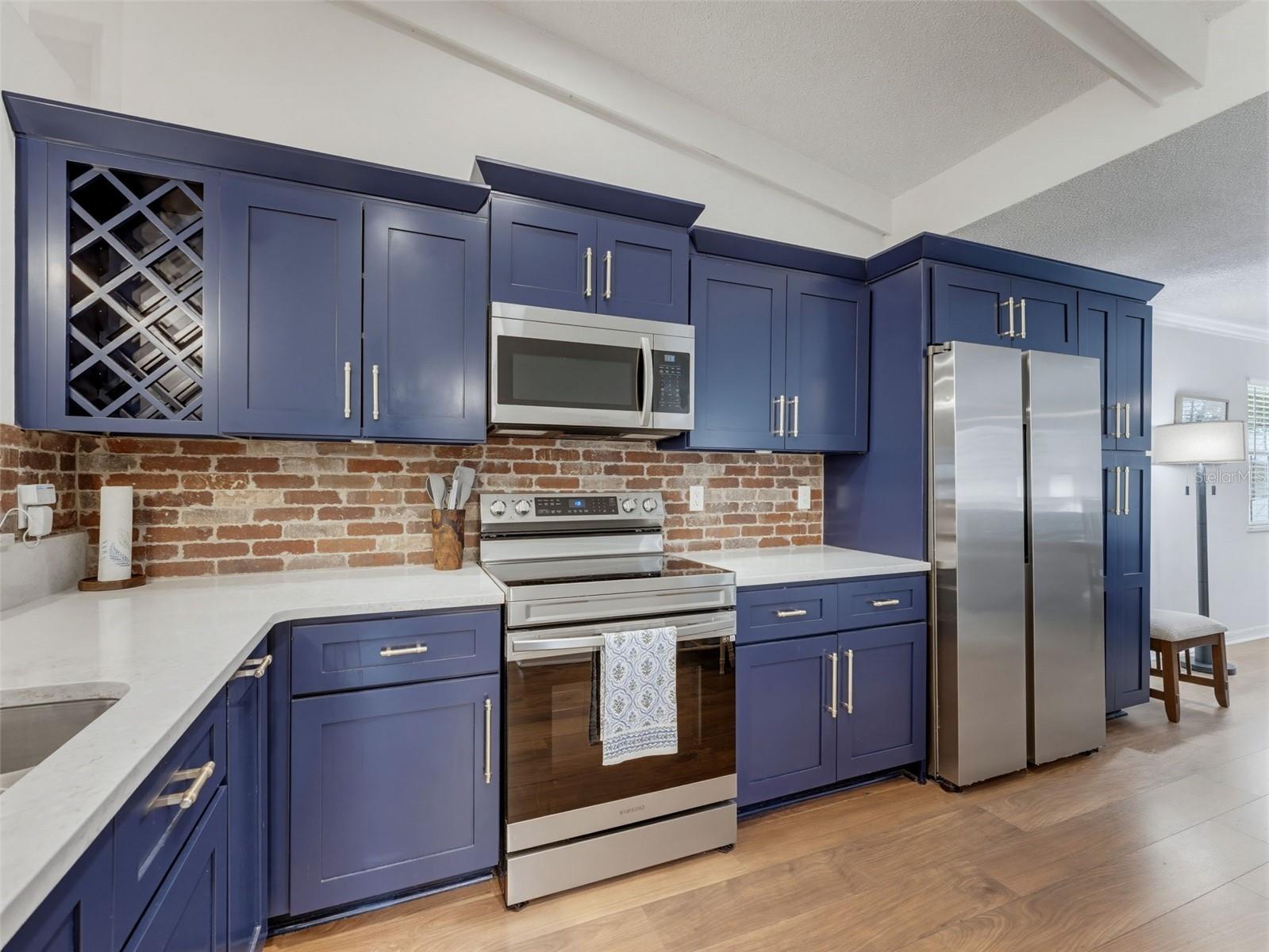 1491 MAHOGANY LN #1491 — photo 11