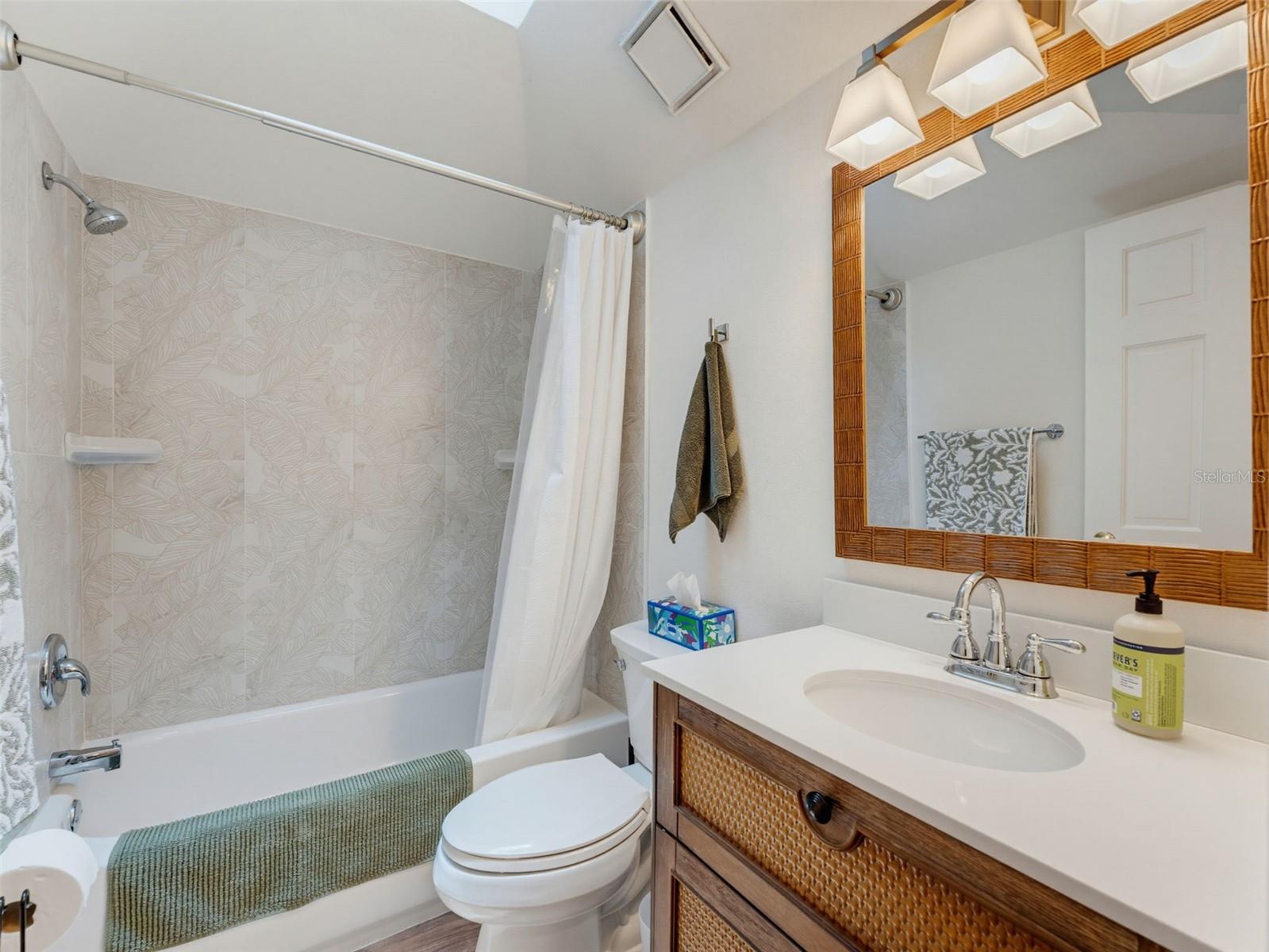 1491 MAHOGANY LN #1491 — photo 44