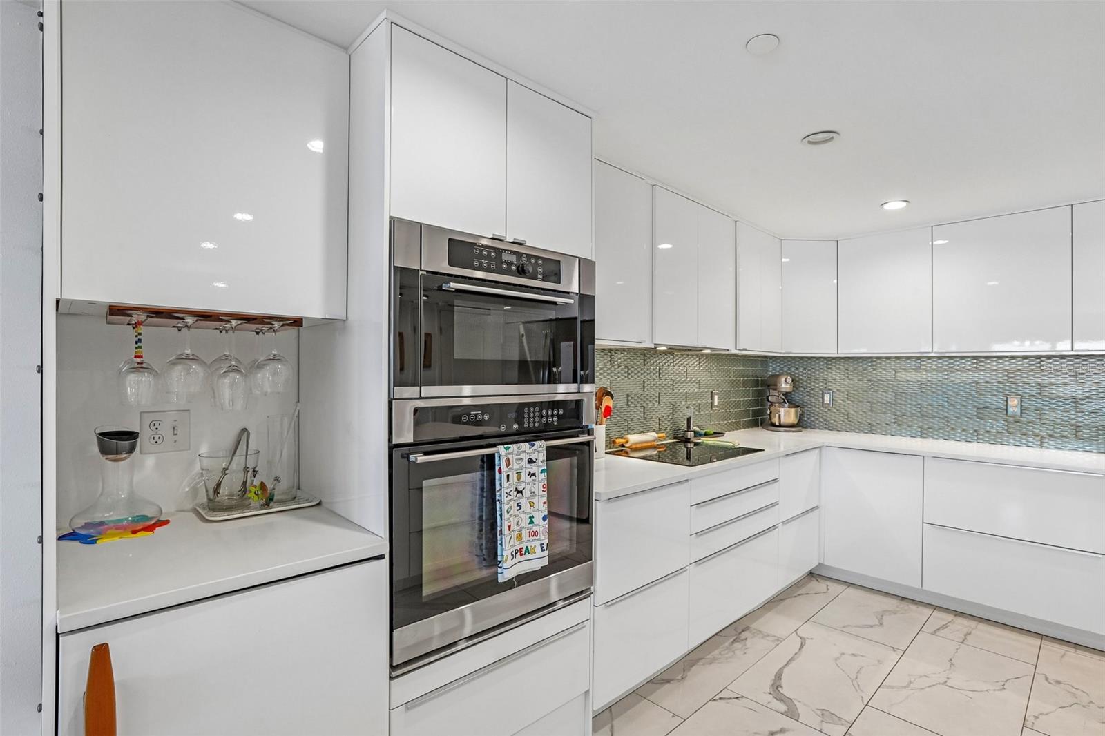 2 ADALIA AVE #301 — photo 11