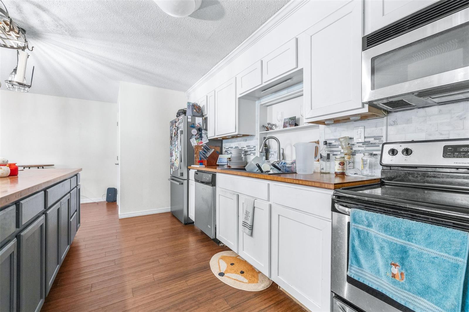 37237 NICOLE AVE — photo 6