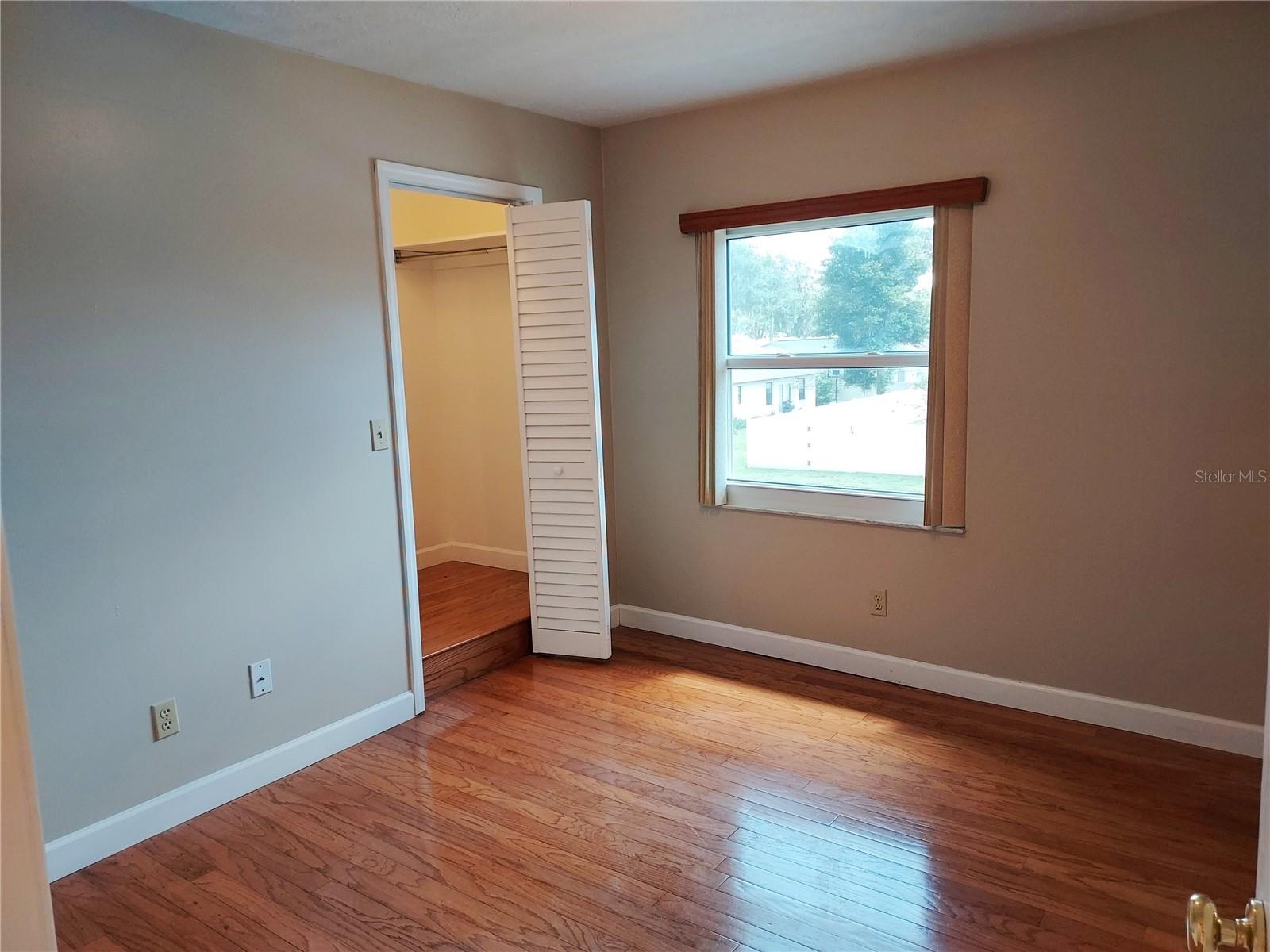 702 HYSSOP PL — photo 28