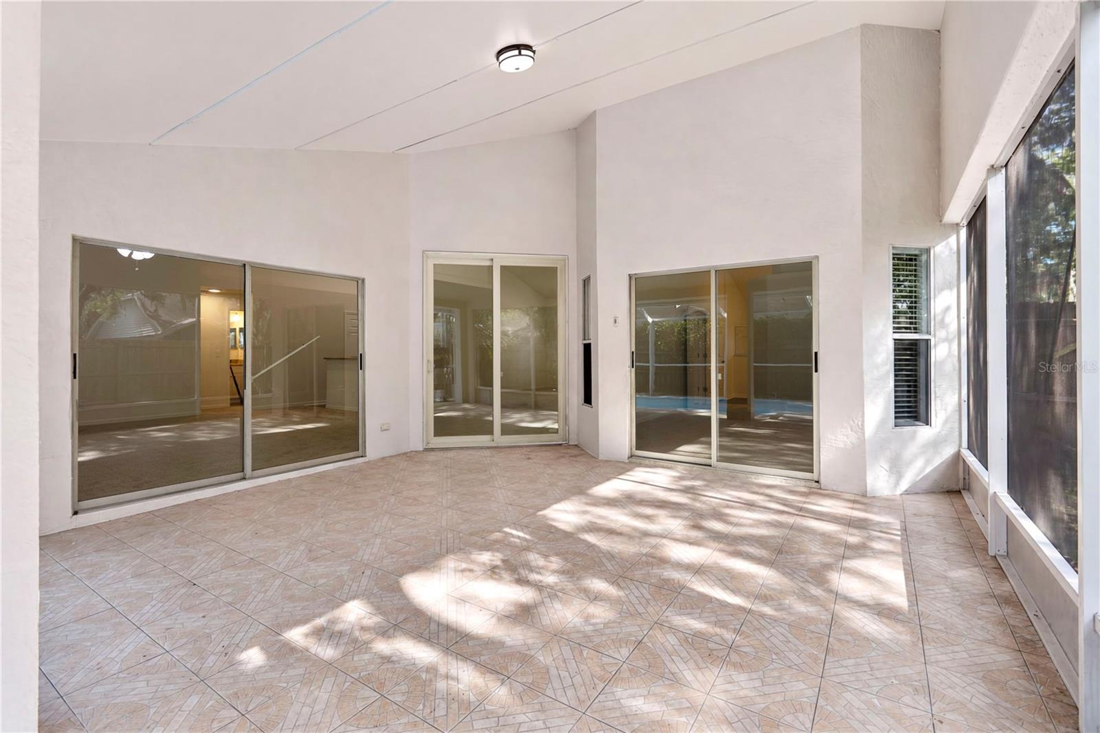 2302 LYNCREST CT — photo 18
