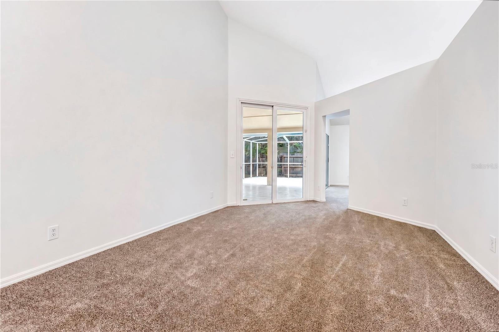 2302 LYNCREST CT — photo 10