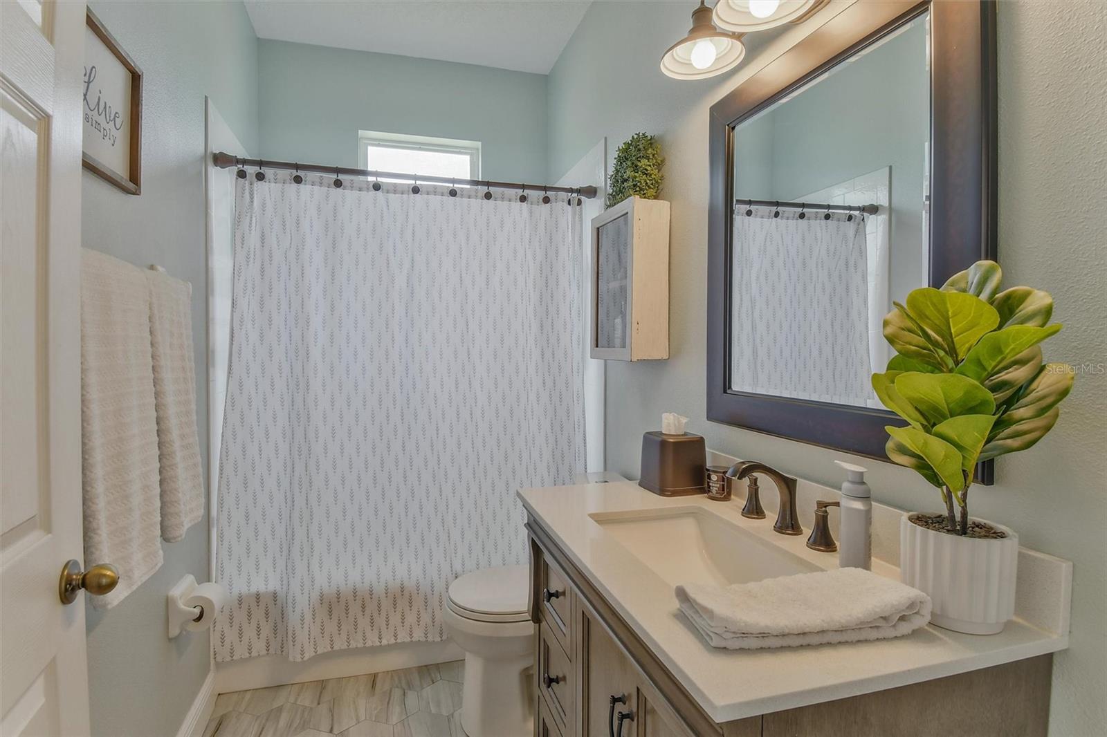 8706 LINEBROOK DR — photo 26