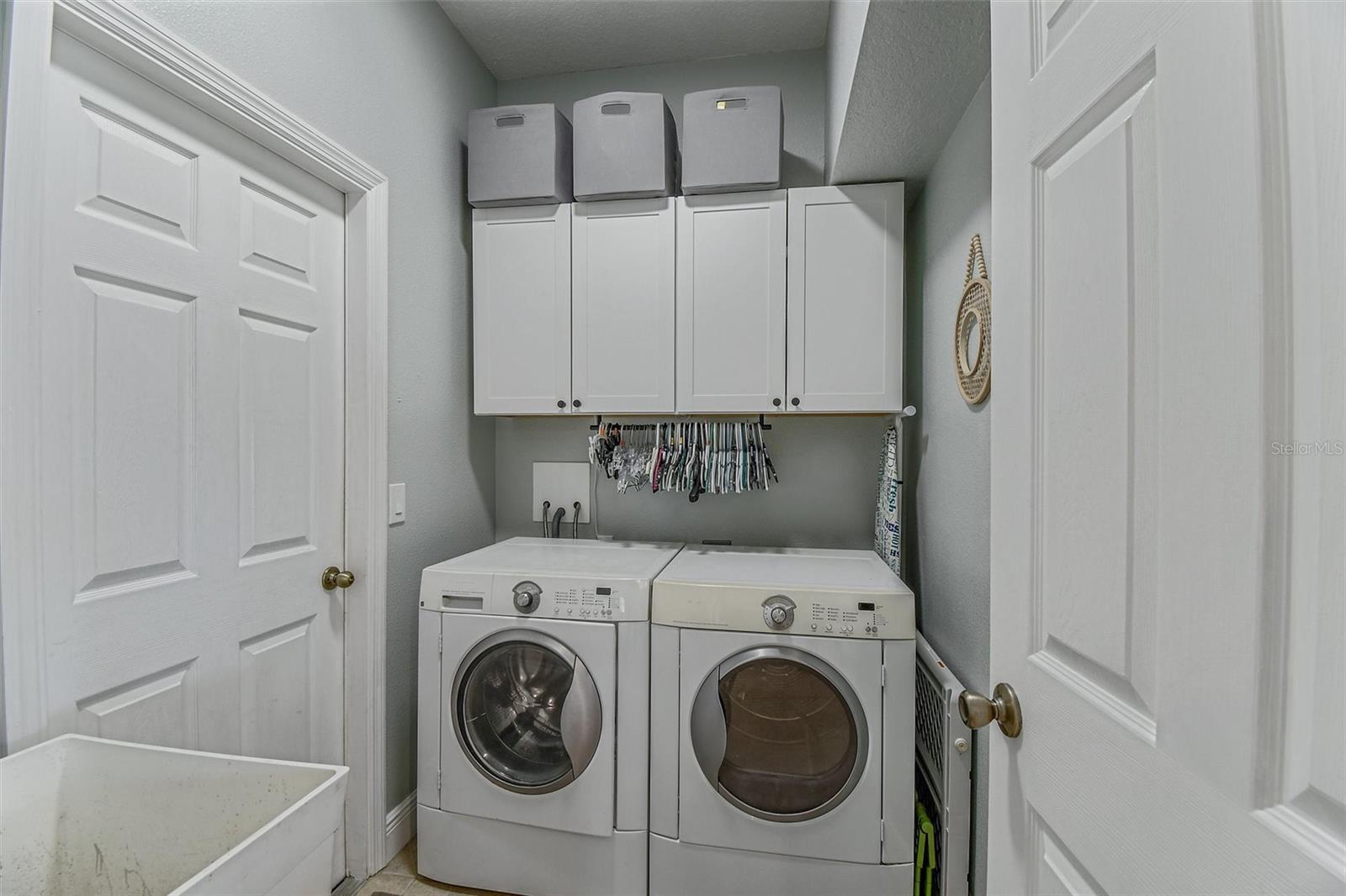 8706 LINEBROOK DR — photo 15