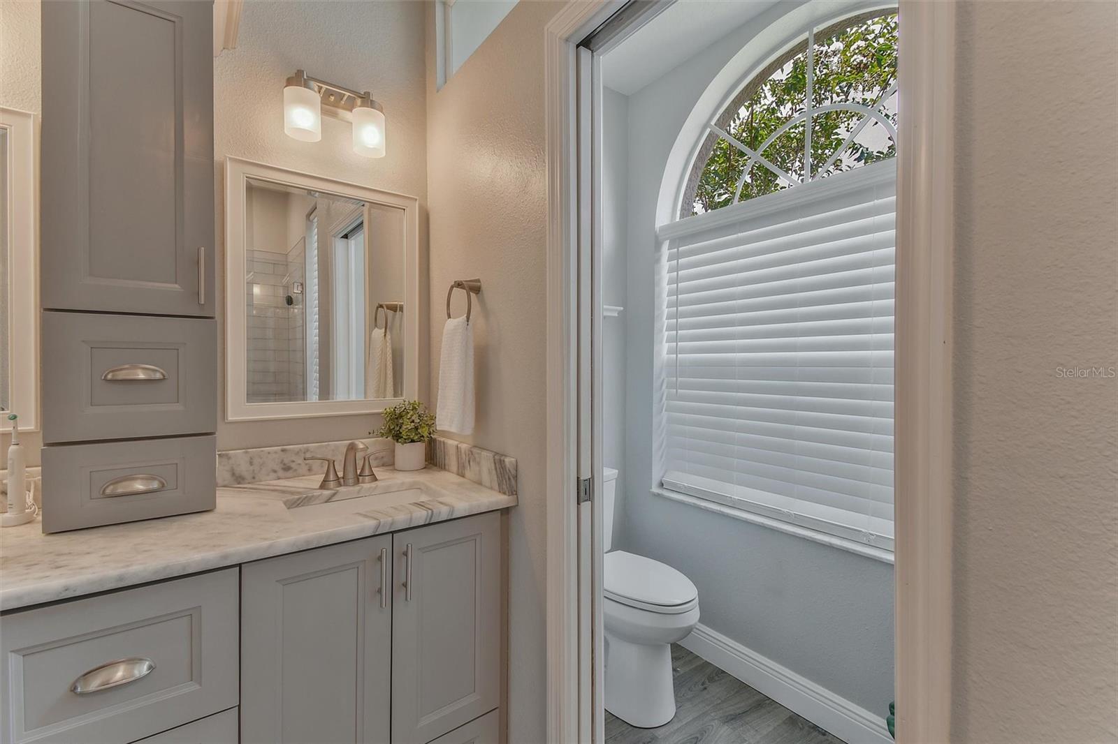 8706 LINEBROOK DR — photo 21
