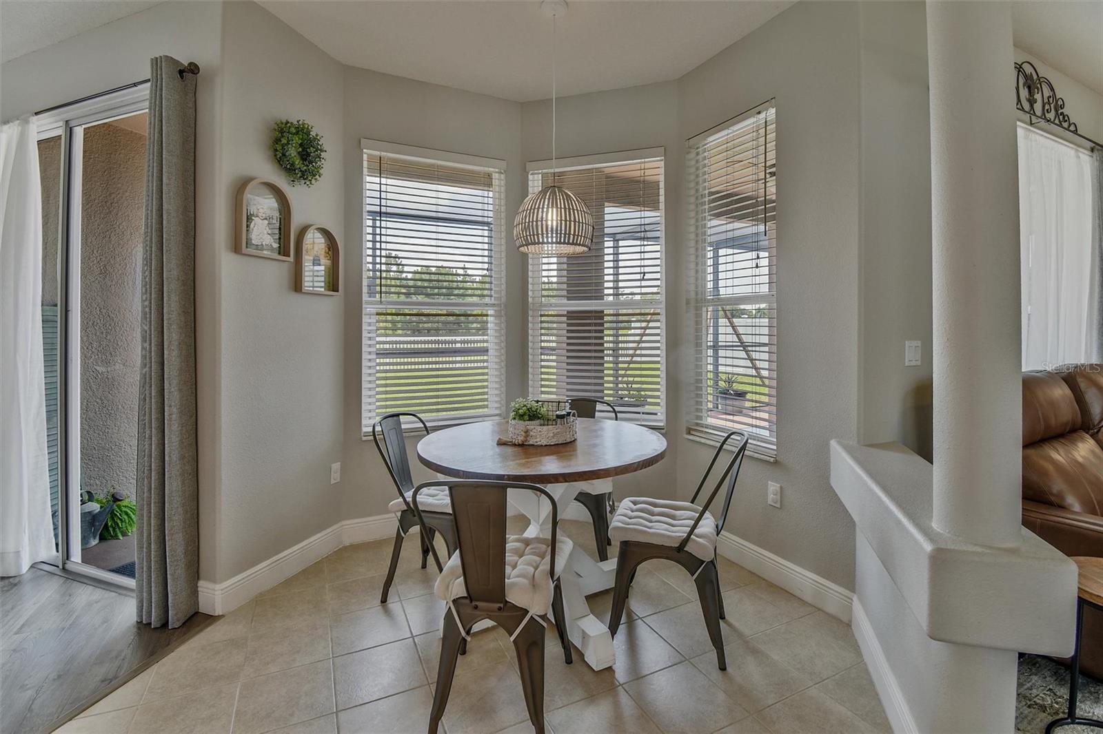 8706 LINEBROOK DR — photo 11