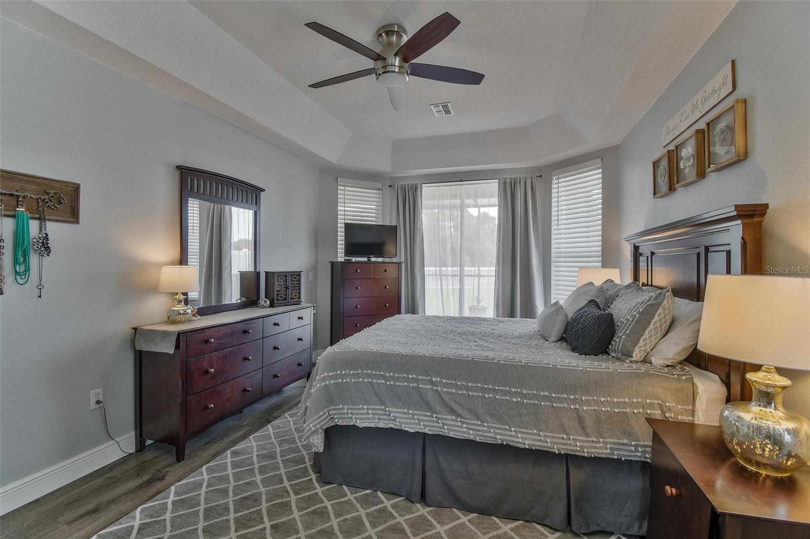 8706 LINEBROOK DR — photo 18