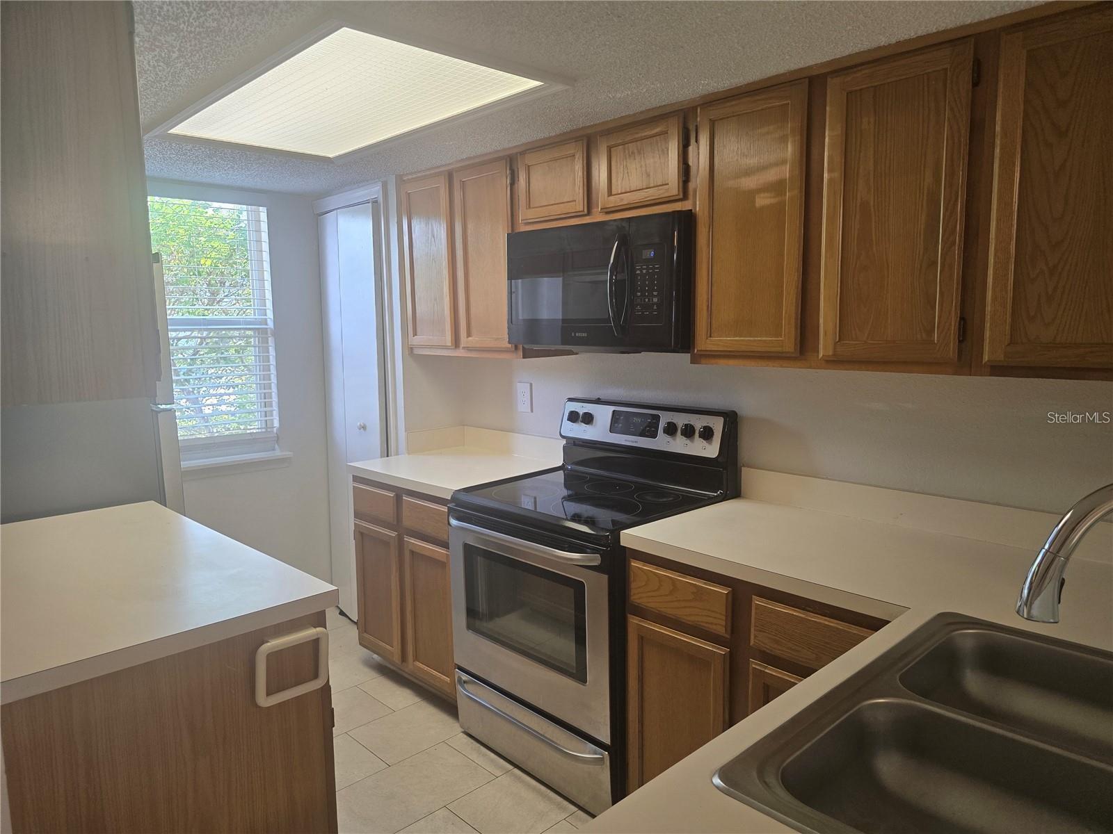 8713 LIBERTY PL — photo 2