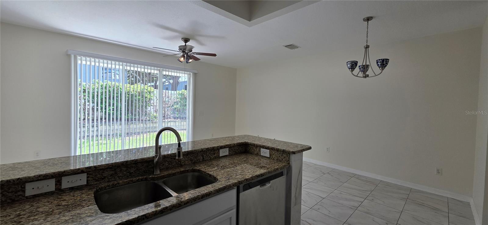 2027 STRATHMILL DR — photo 6