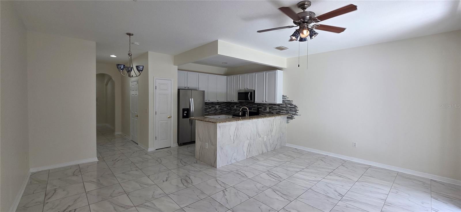 2027 STRATHMILL DR — photo 3