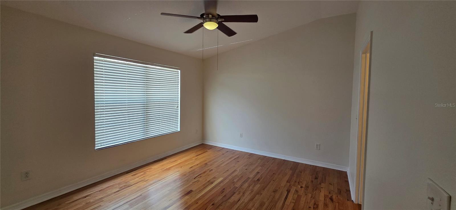 2027 STRATHMILL DR — photo 12
