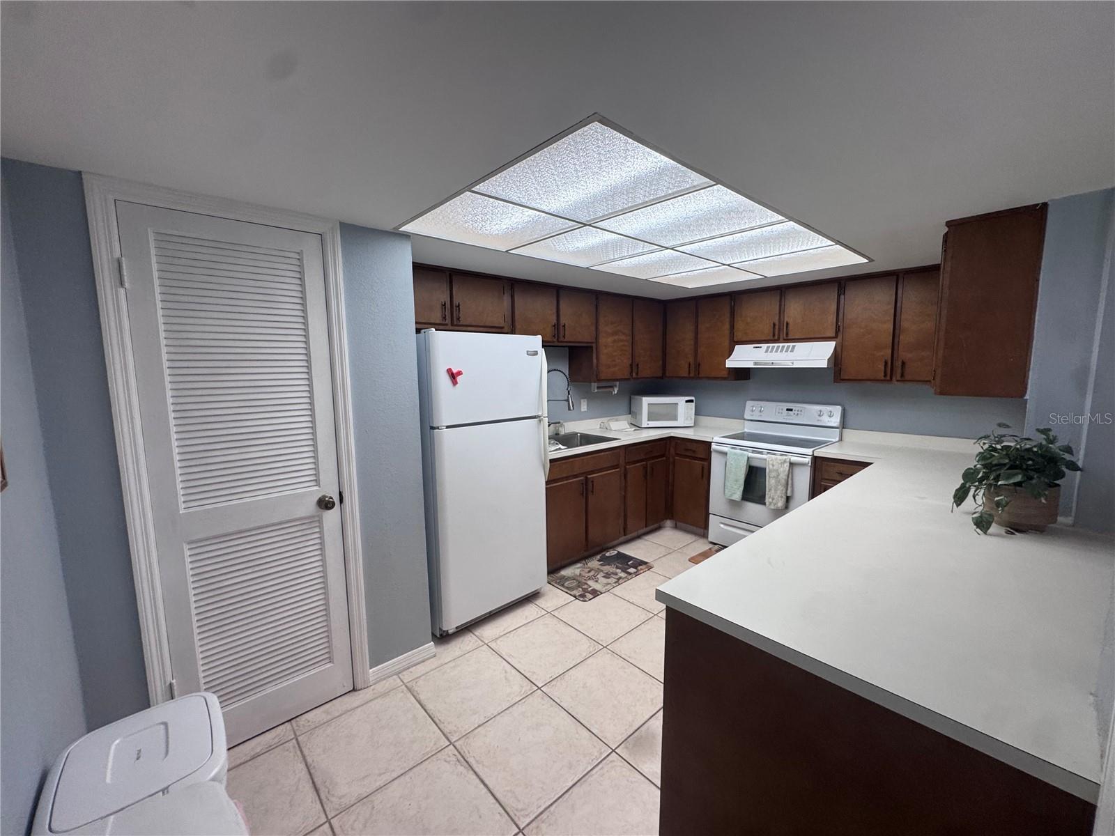 1201 N MCMULLEN BOOTH RD — photo 36