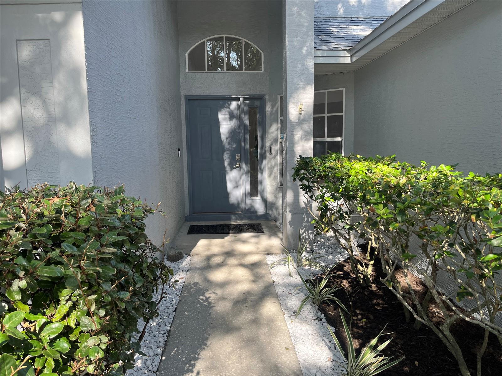 2930 SHANNON CIR — photo 2