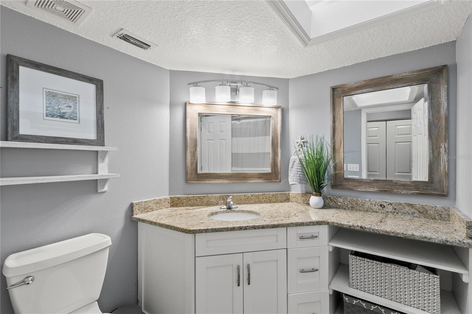 2376 HANOVER DR — photo 17