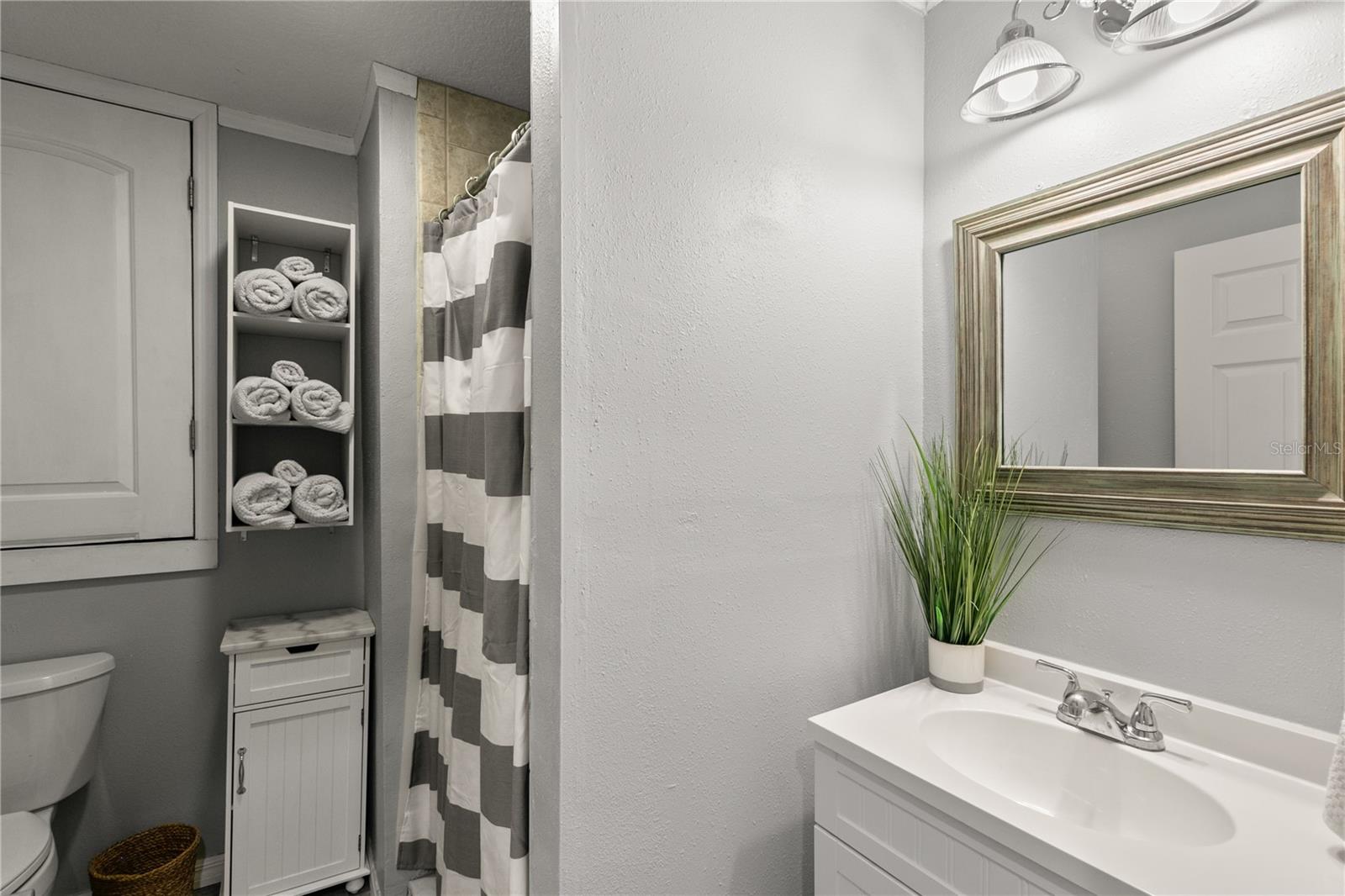2376 HANOVER DR — photo 6