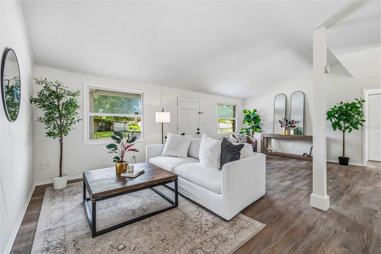 10408 VENTURA AVE — photo 7