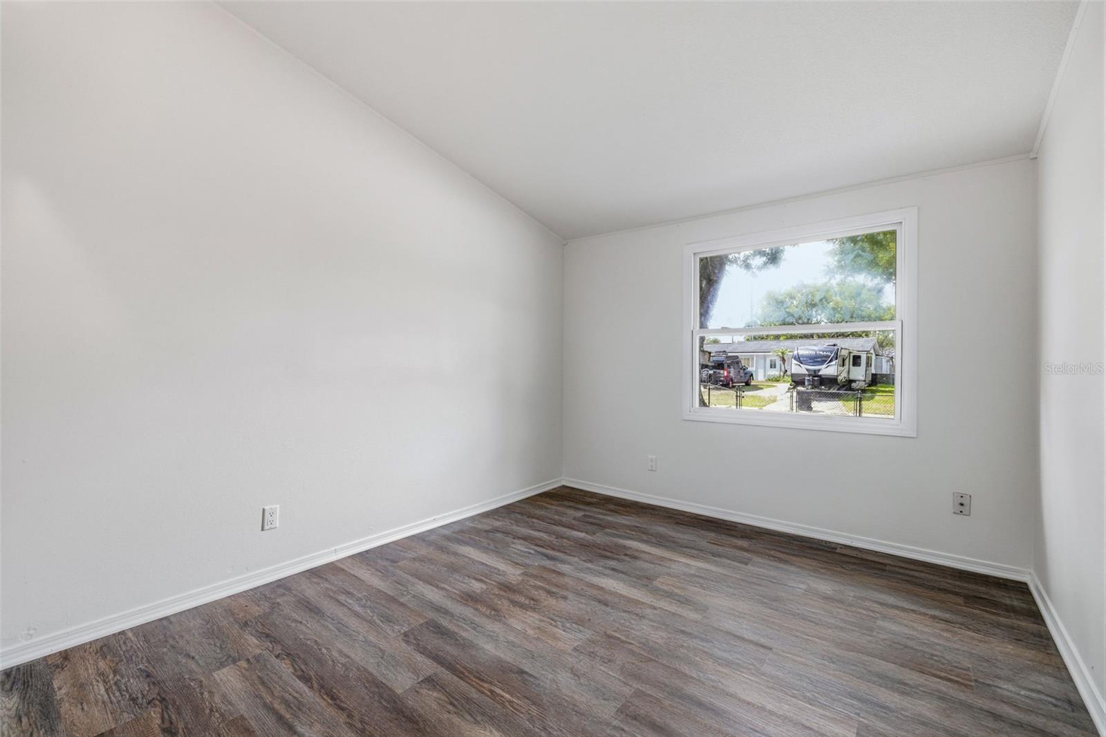 10408 VENTURA AVE — photo 20