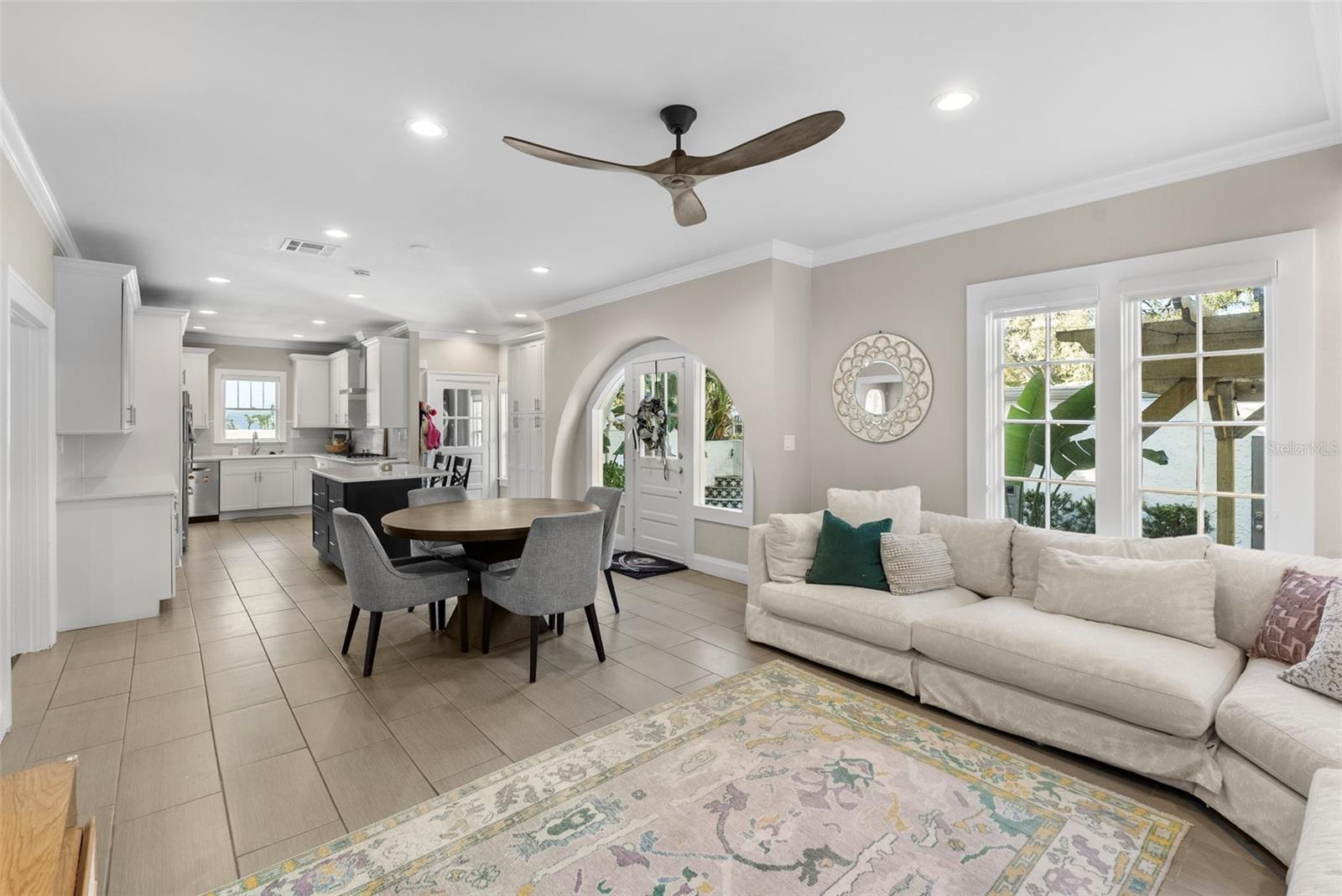 2943 W BAYSHORE CT — photo 23