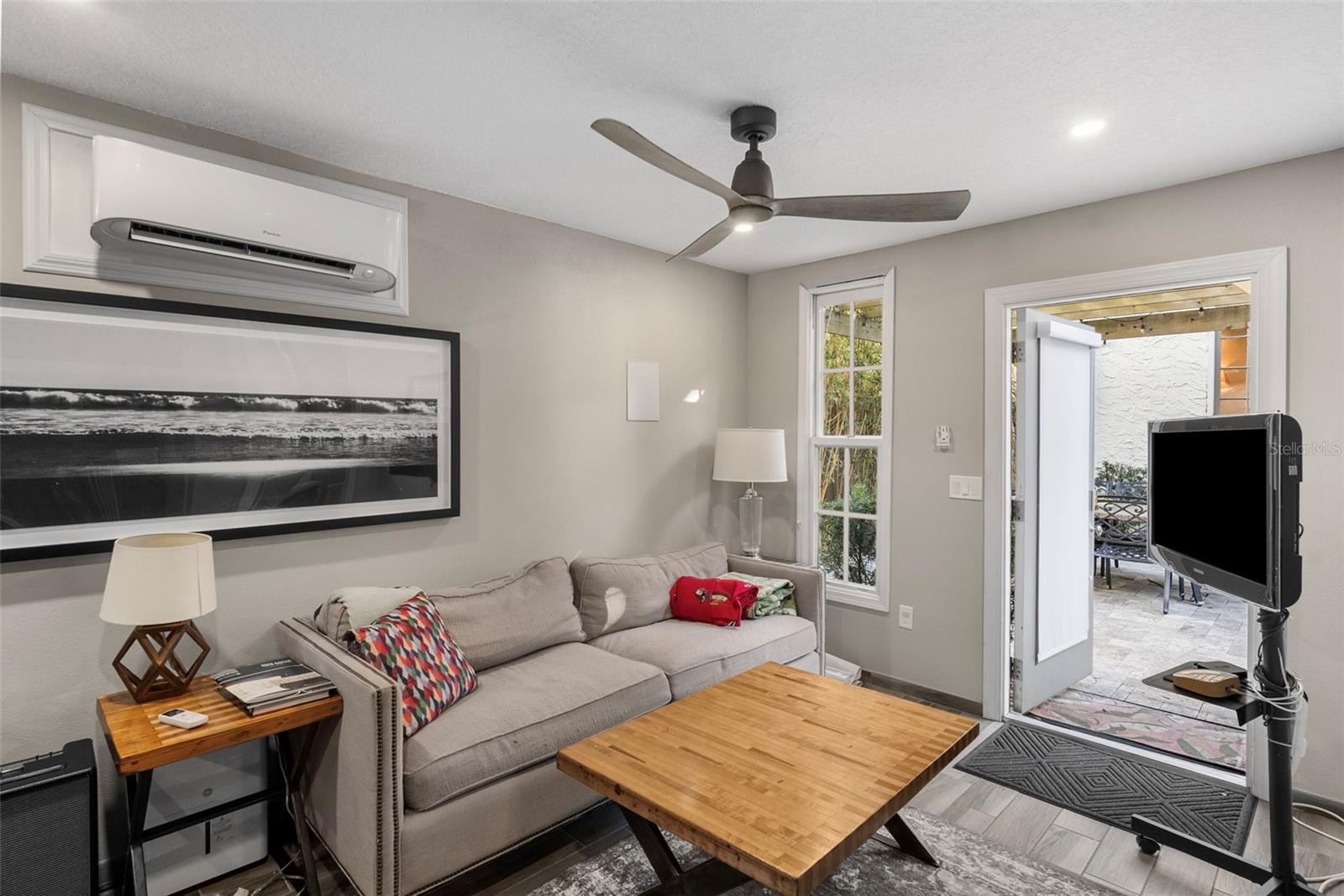 2943 W BAYSHORE CT — photo 49