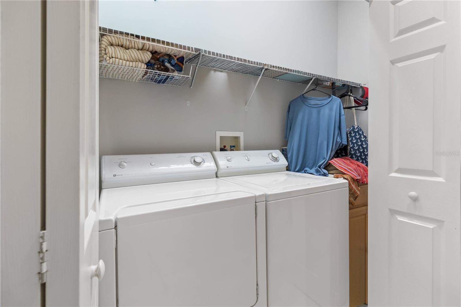1415 MILLBROOK CIR — photo 23