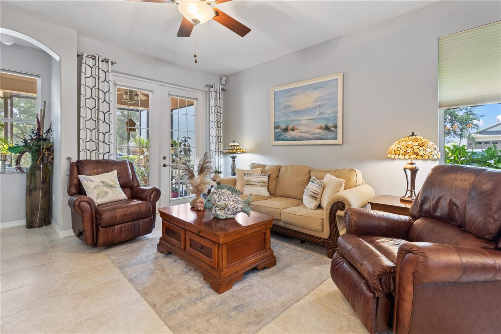 1415 MILLBROOK CIR — photo 8