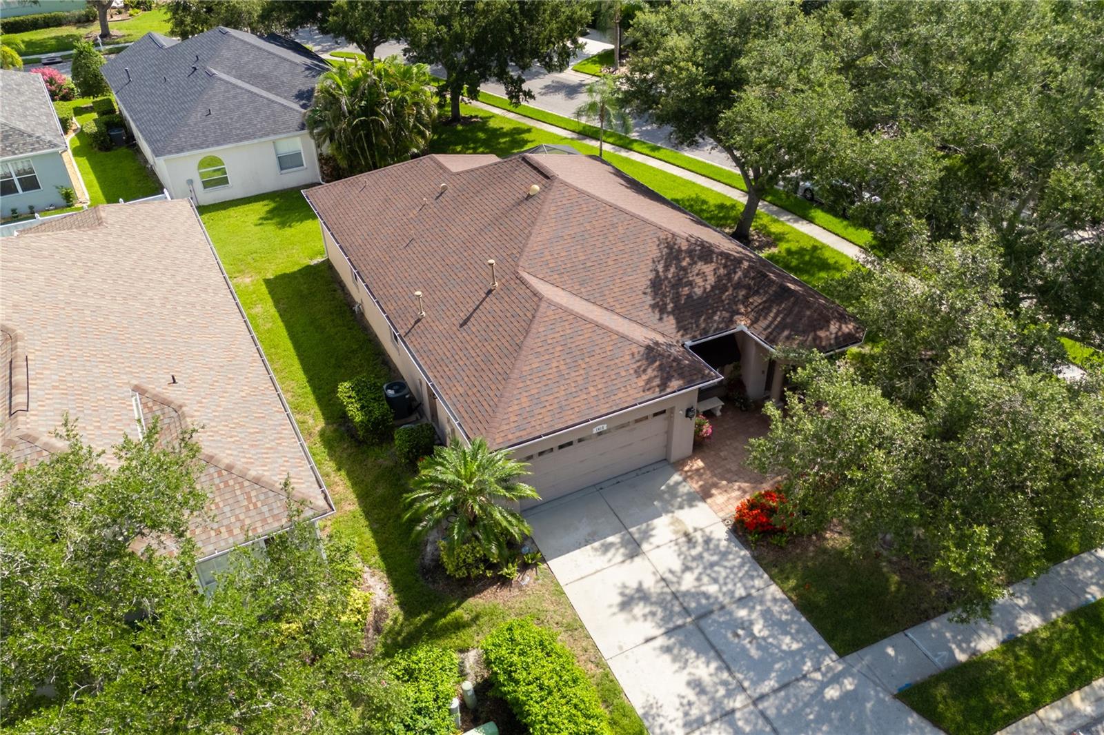 1415 MILLBROOK CIR — photo 30