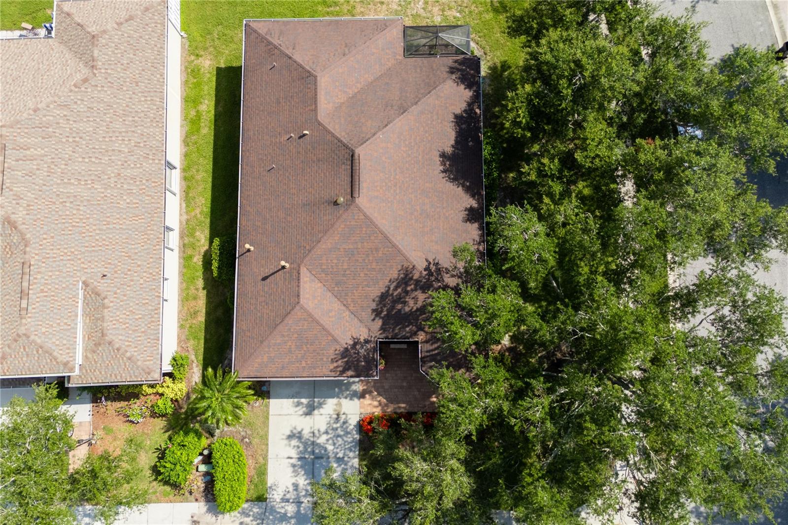 1415 MILLBROOK CIR — photo 31