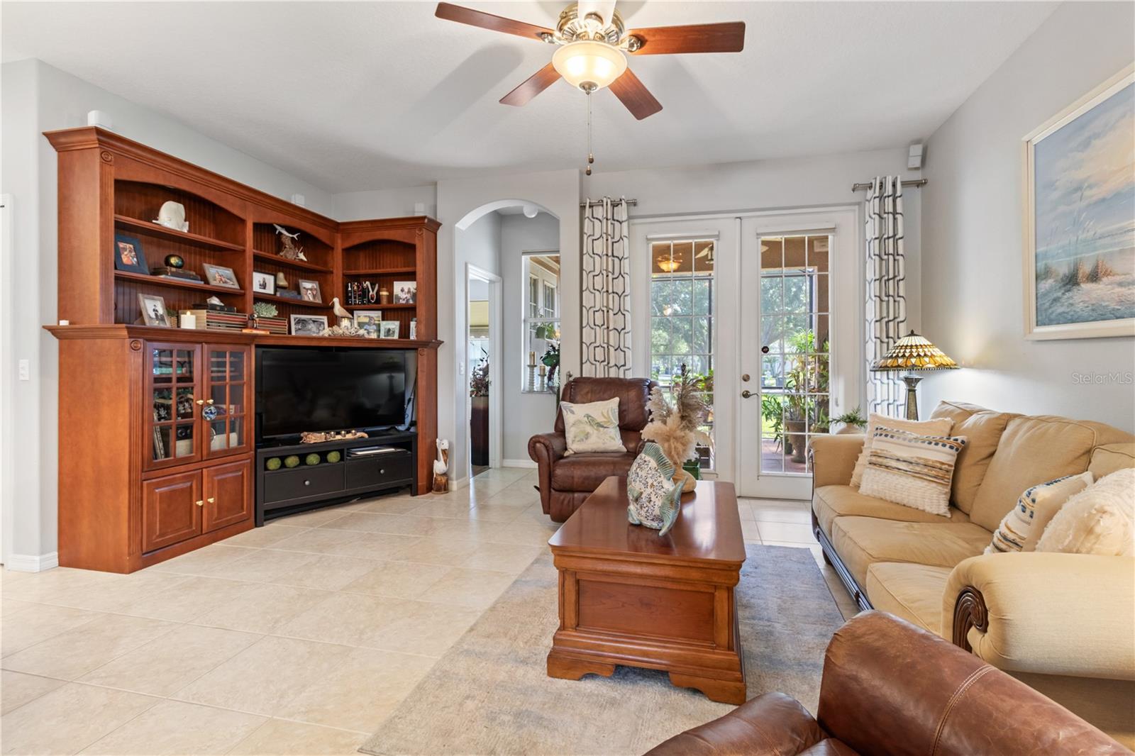 1415 MILLBROOK CIR — photo 9