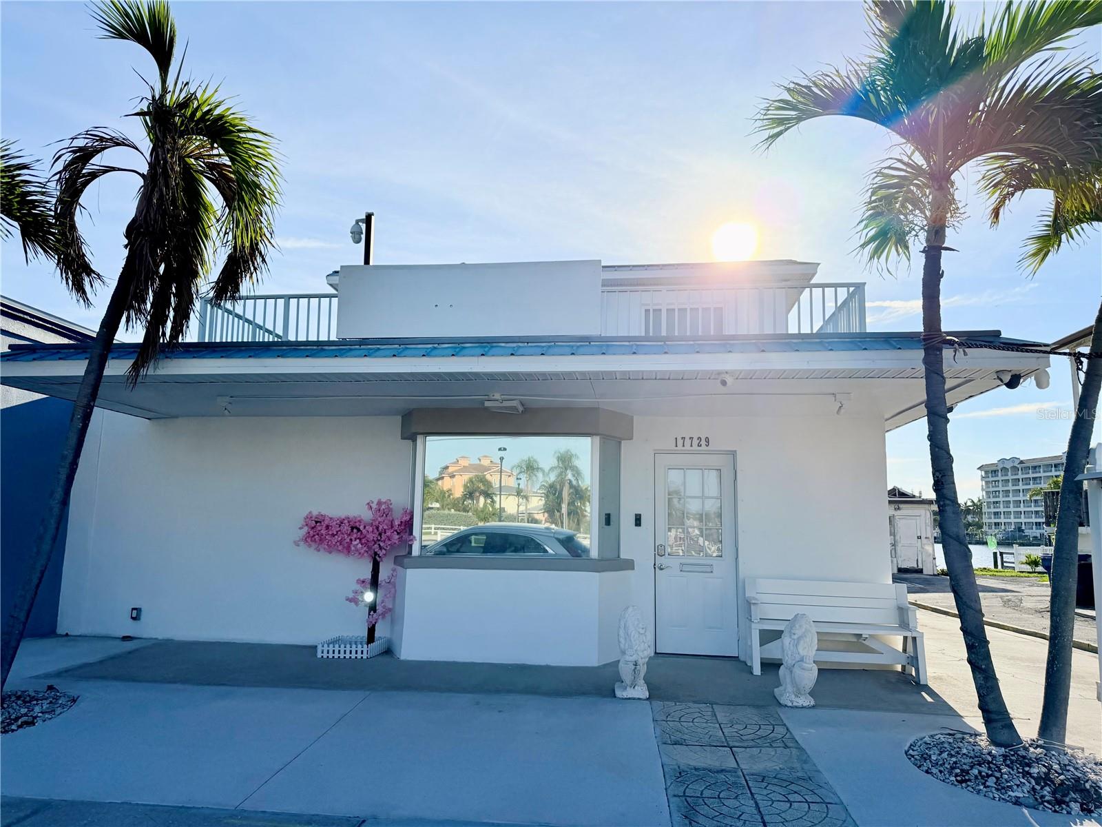 17729 GULF BLVD — photo 3