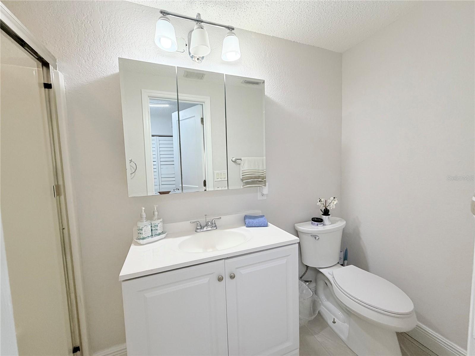 17729 GULF BLVD — photo 11