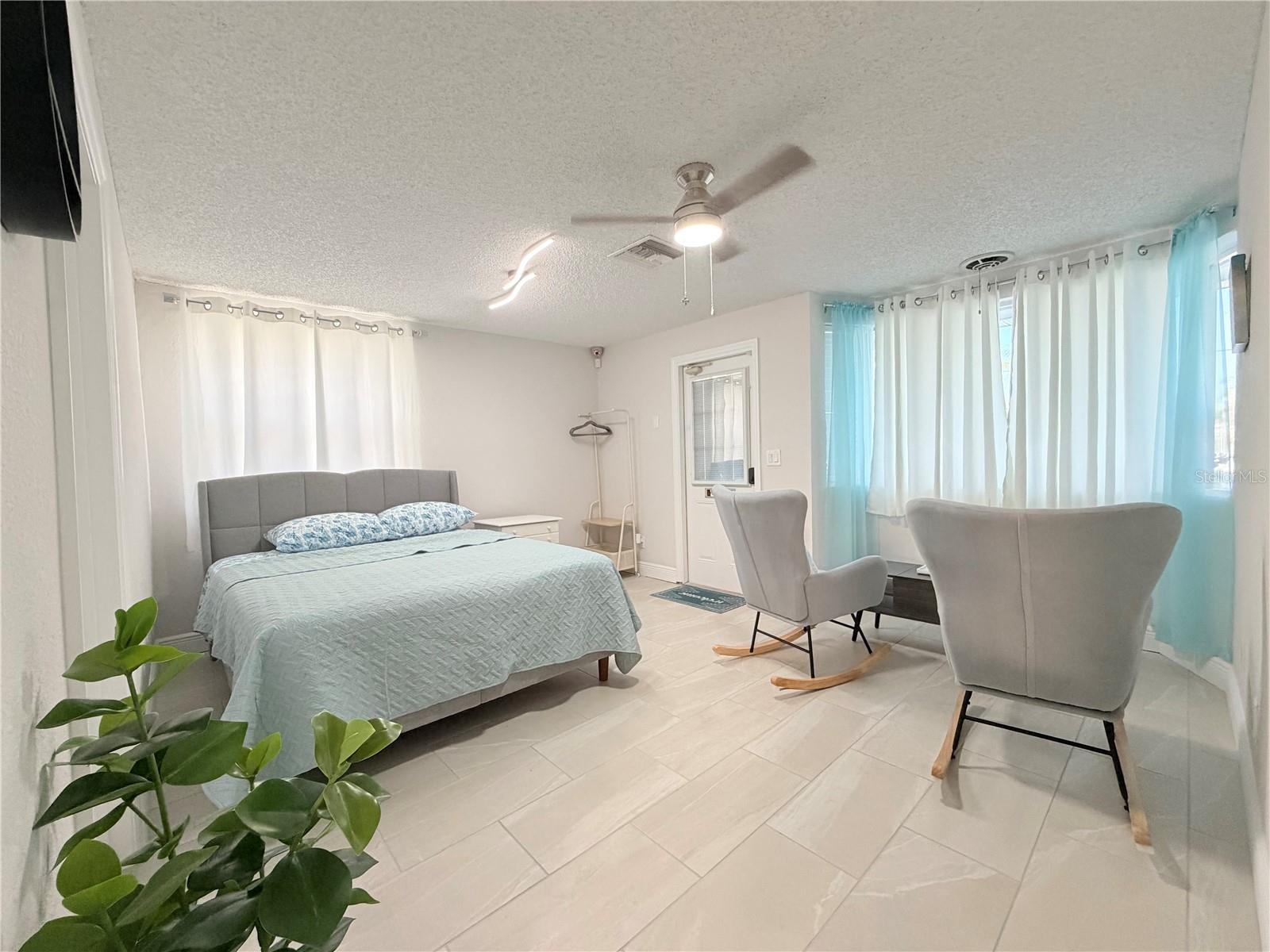 17729 GULF BLVD — photo 16
