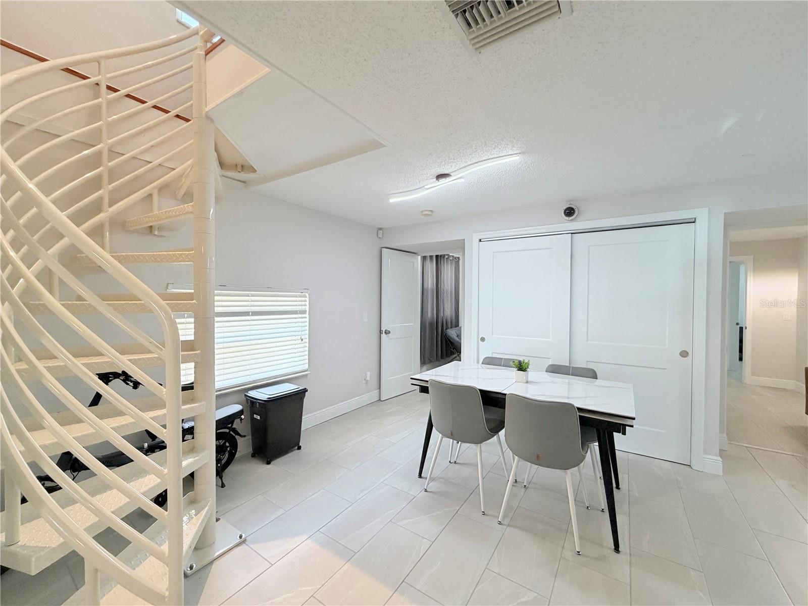 17729 GULF BLVD — photo 8