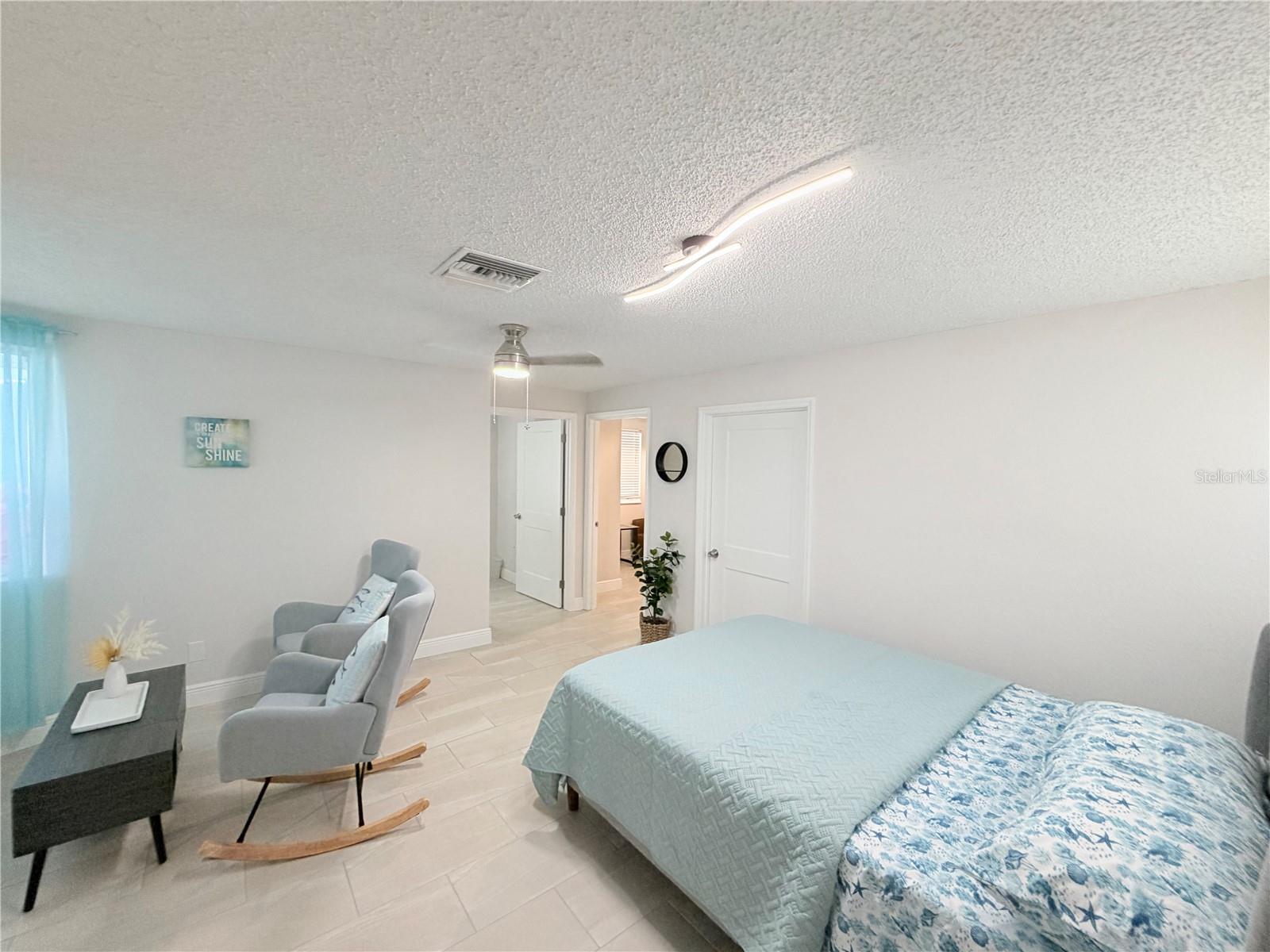 17729 GULF BLVD — photo 18
