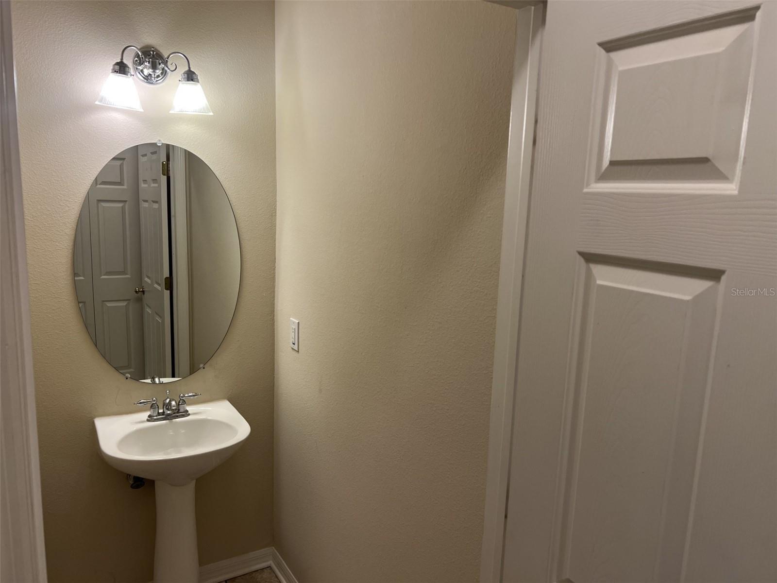 17451 HUGH LN — photo 8